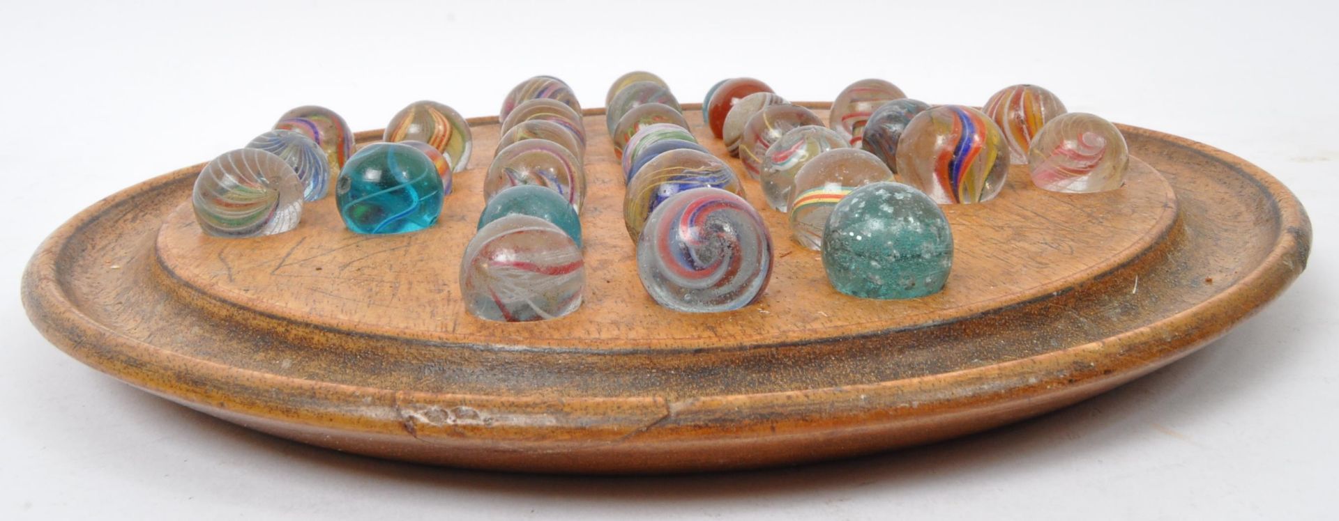 COLLECTION EARLY GLASS MARBLES & SOLITAIRE BOARD - Image 2 of 4