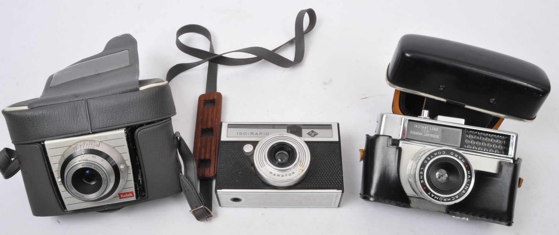 ASSORTMENT OF VINTAGE 20TH CENTURY FILM CAMERAS - Image 4 of 5