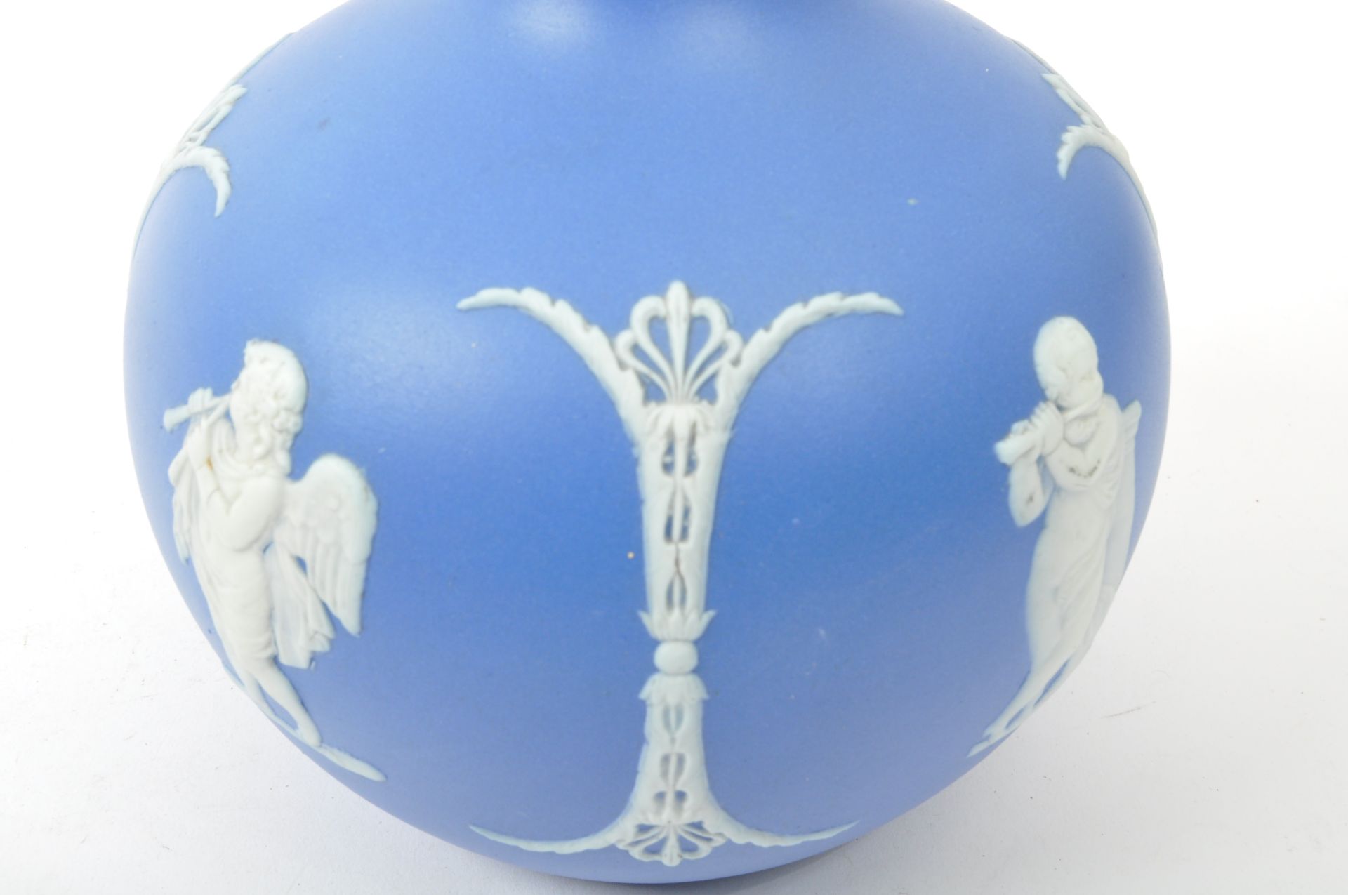 VICTORIAN SAMUEL LEAR CERAMIC JASPERWARE LIDDED VASE - Image 3 of 5