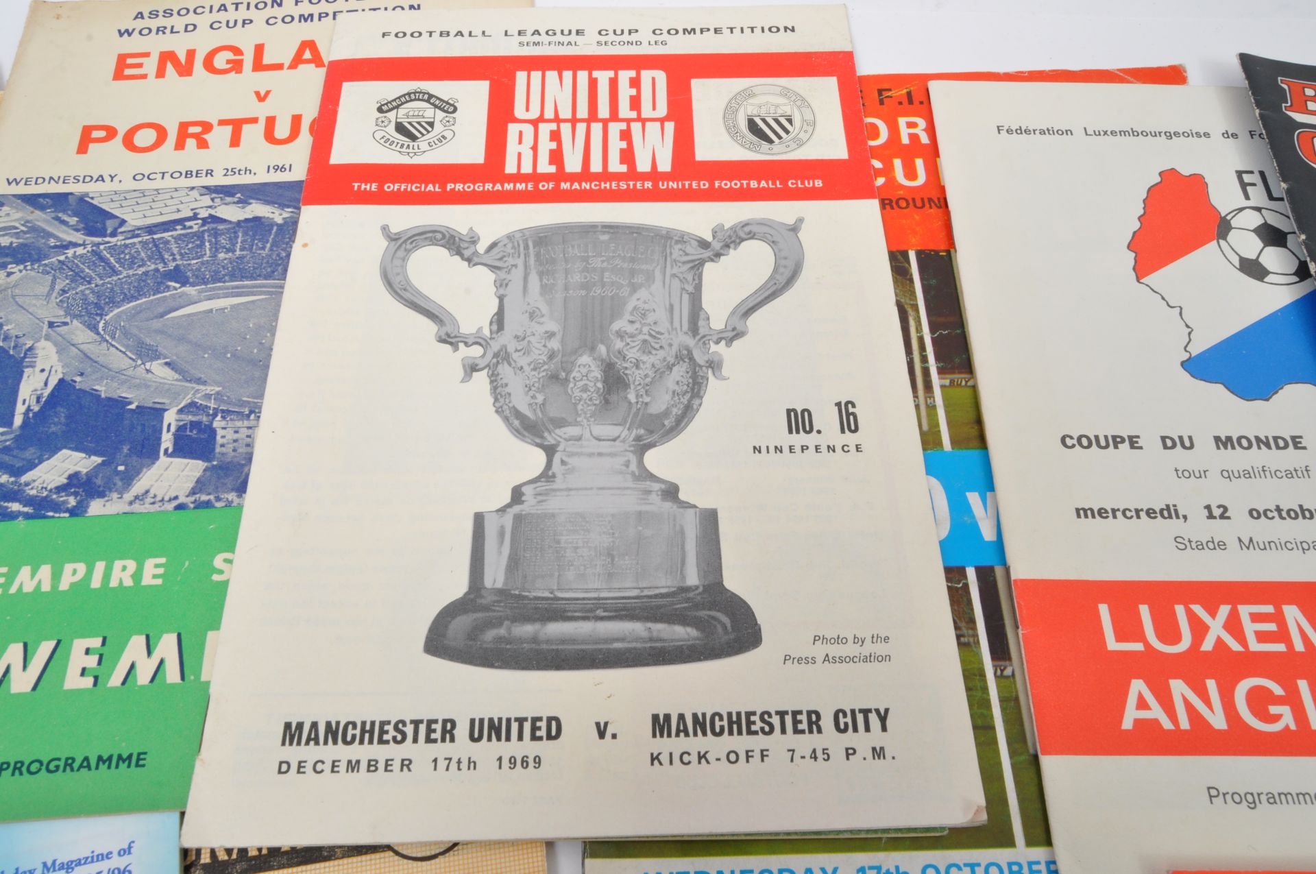 COLLECTION OF MAJORITY 1970S FOOTBALL PROGRAMMES - Image 4 of 6