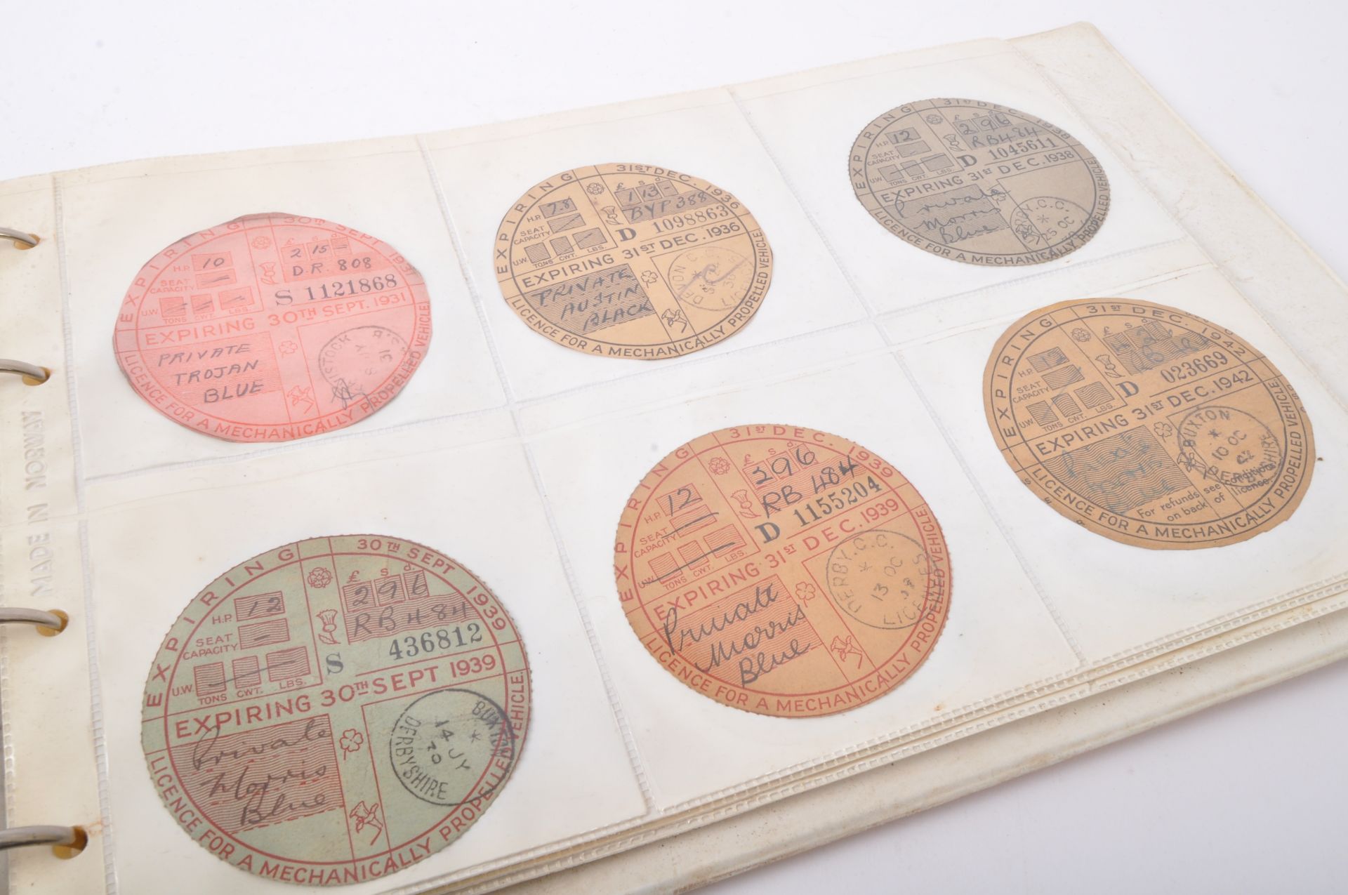 APPROXIMATELY SIXTY-FIVE VINTAGE TAX DISCS - Image 3 of 6