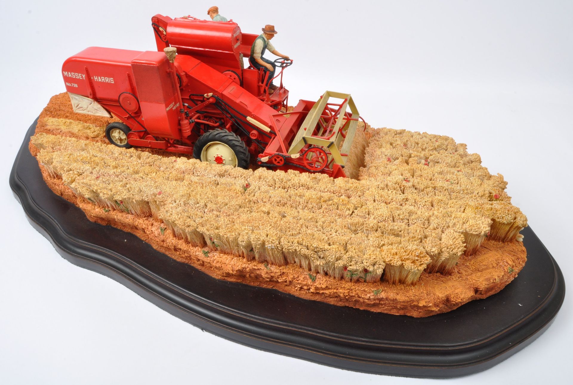 COUNTRY LEGACY - HARVEST BREAK - NOS BOXED SCULPTURE - Image 3 of 7