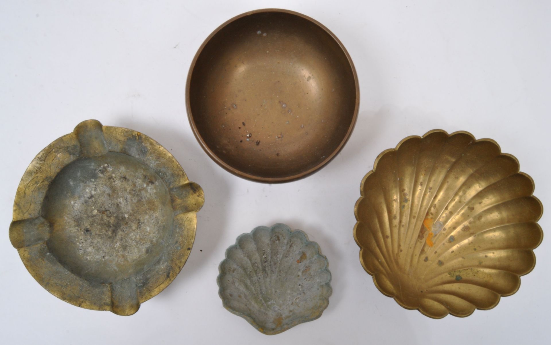 COLLECTION OF RETRO COPPER & BRASS ITEMS - Image 7 of 8