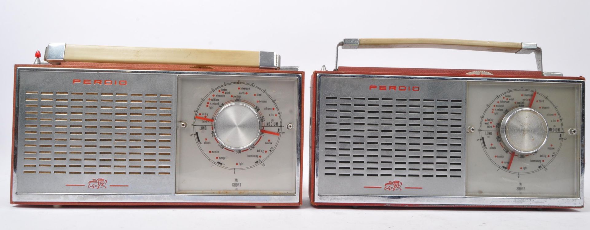 THREE RETRO VINTAGE RADIO RECEIVERS - SELENA & PERDIO - Image 3 of 5