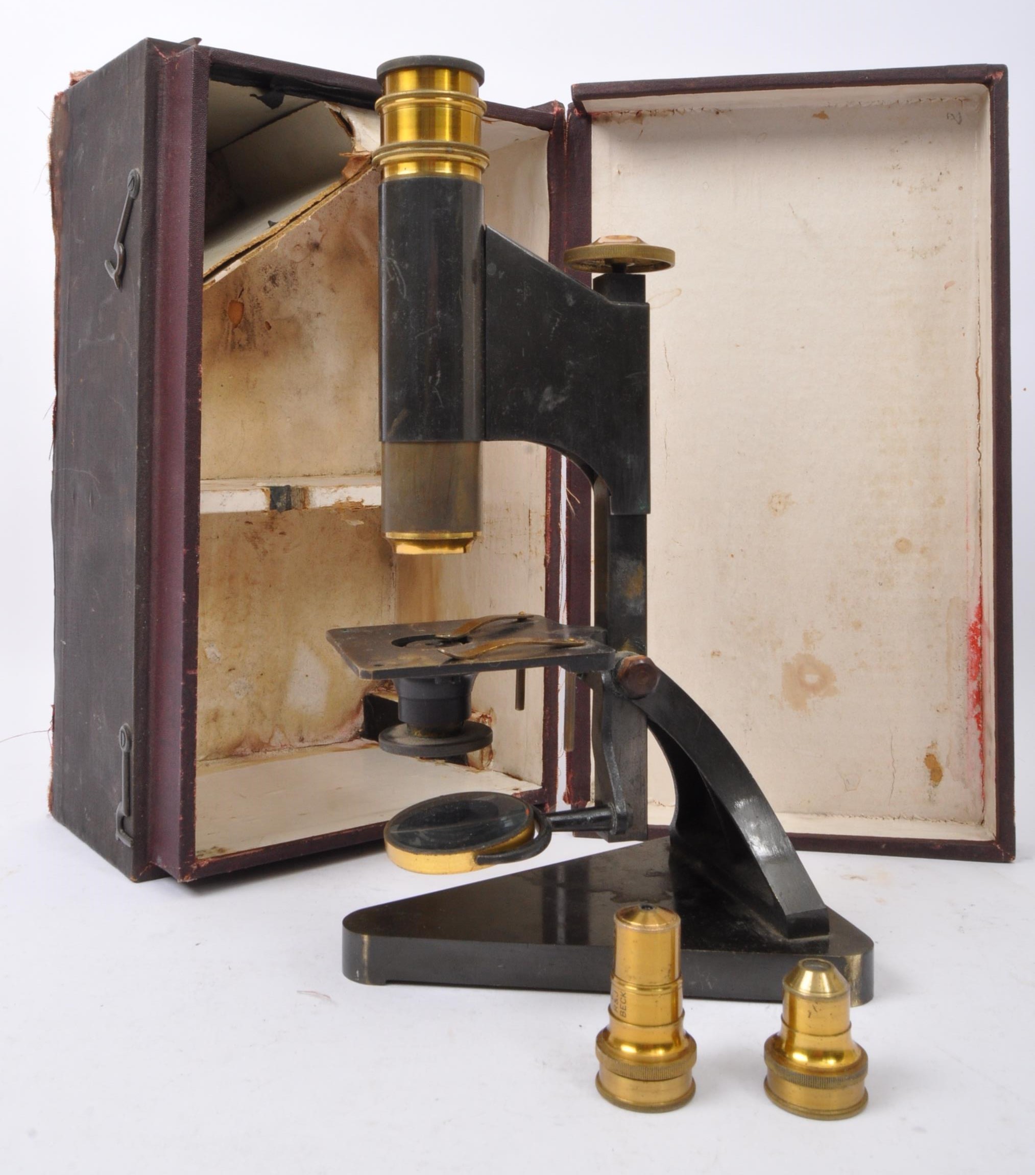 R & J BECK LONDON - EARLY 20TH CENTURY MICROSCOPE