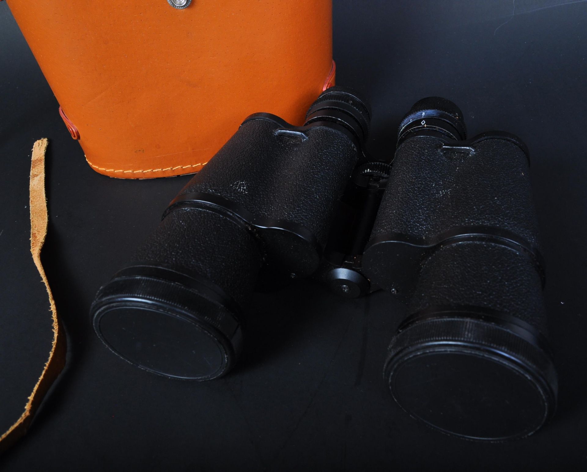 PAIR OF 20TH CENTURY ZENITH BINOCULARS - Image 2 of 4