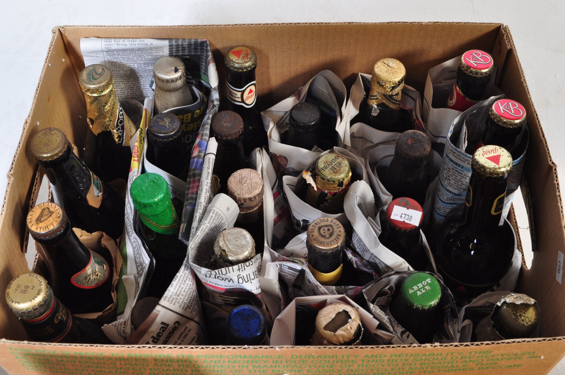 COLLECTION OF VINTAGE 20TH CENTURY UNOPENED BEERS - Image 2 of 5