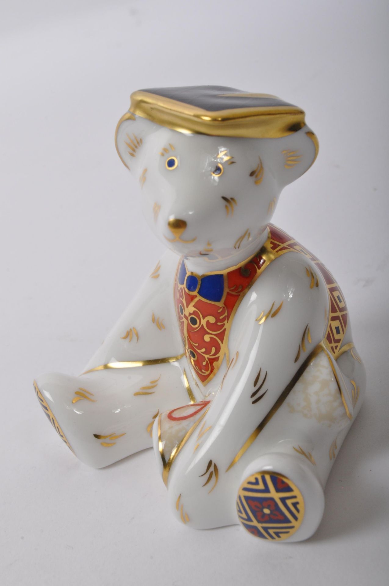 ROYAL CROWN DERBY - TWO VINTAGE MINI BEARS CHINA PAPERWEIGHTS - Image 7 of 9