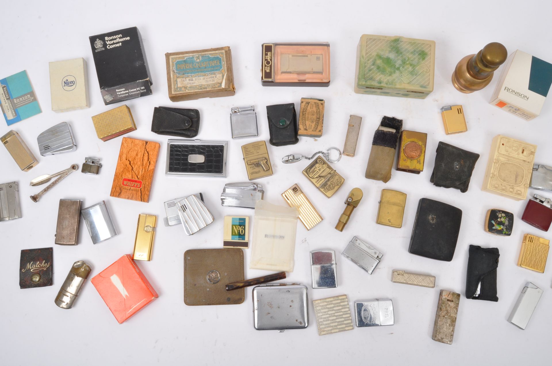 COLLECTION OF VINTAGE LIGHTERS WITH TOBACCIANA ITEMS - Image 2 of 5