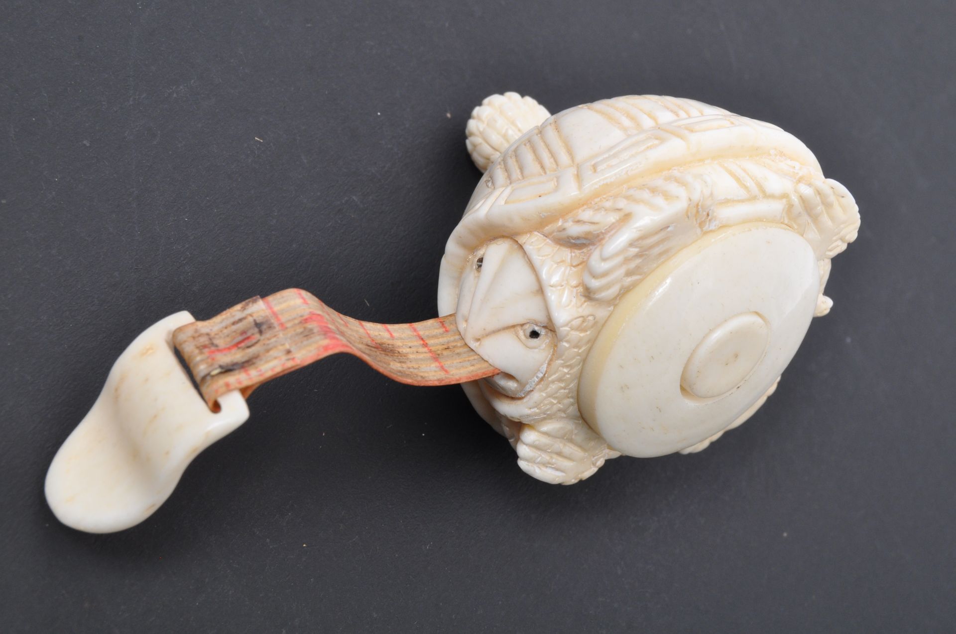 20TH CENTURY CARVED BONE TAPE MEASURER - Image 4 of 11