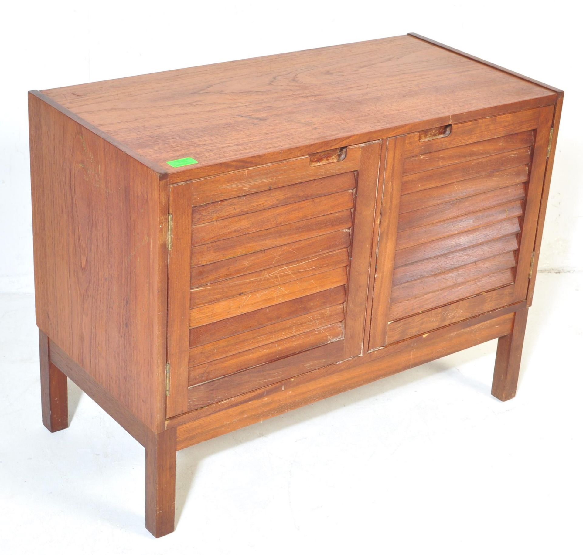 RETRO VINTAGE MID 20TH CENTURY TEAK CABINET - Image 2 of 5