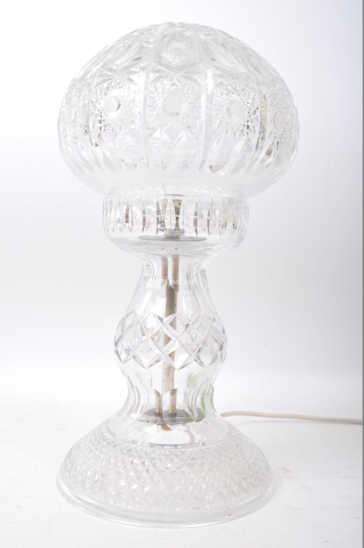 20TH CENTURY CUT GLASS MUSHROOM LAMP - Image 5 of 5