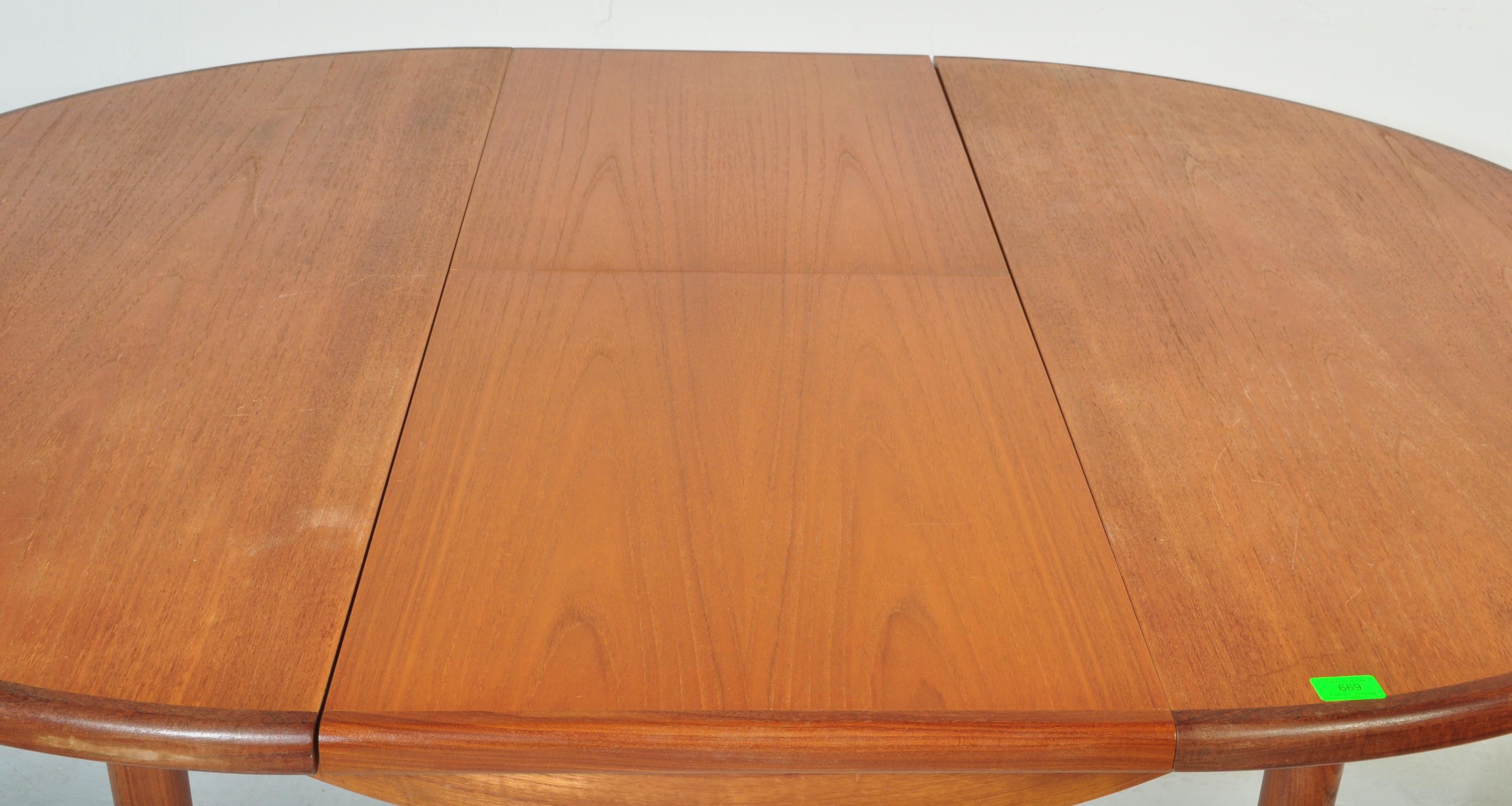 G-PLAN - MID CENTURY EXTENDING DINING TABLE - Image 4 of 4