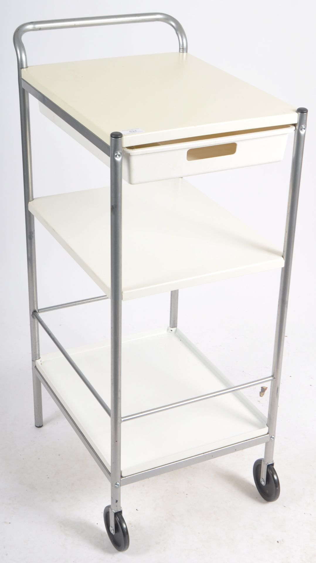 CONTEMPORARY MEDICAL TYPE THREE TIER TROLLEY - Image 2 of 6