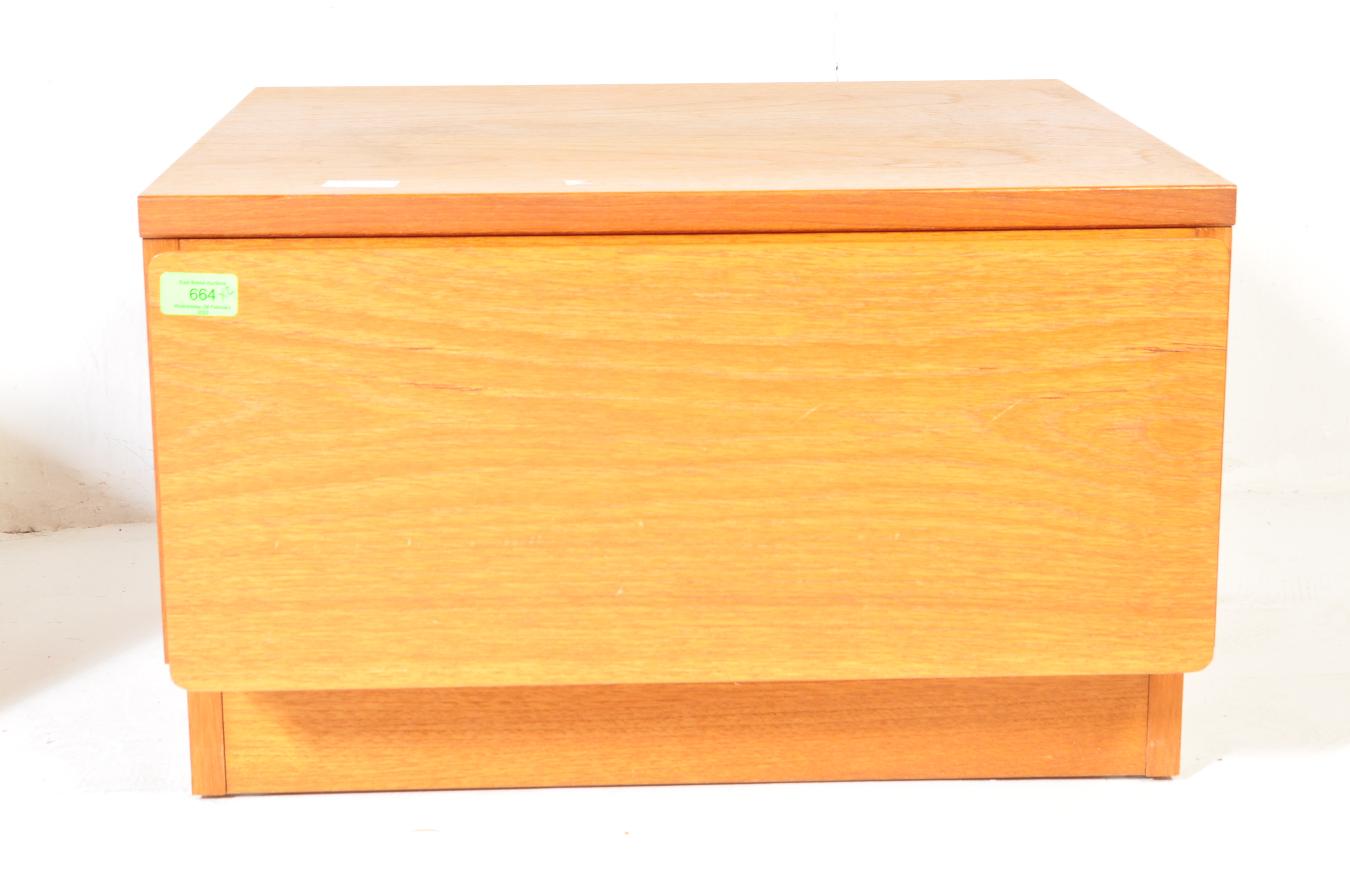 MATCHING PAIR OF TEAK BEDSIDE CHEST - Image 3 of 5