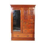 VICTORIAN 19TH CENTURY WALNUT COMPACTUM WARDROBE