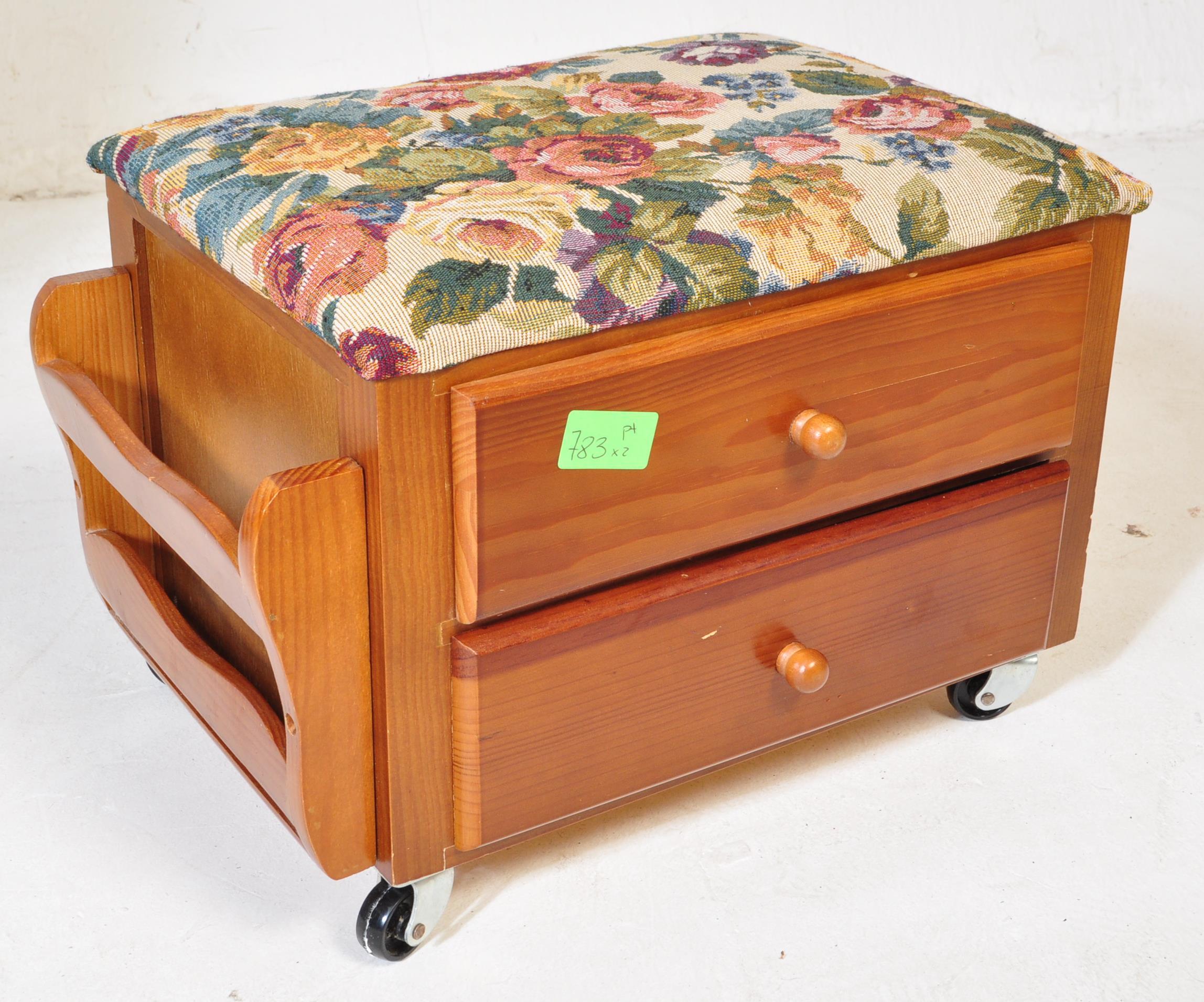 1940S OAK SEWING BOX TROLLEY TABLE & GOLDEN OAK SEWING BOX - Image 5 of 5