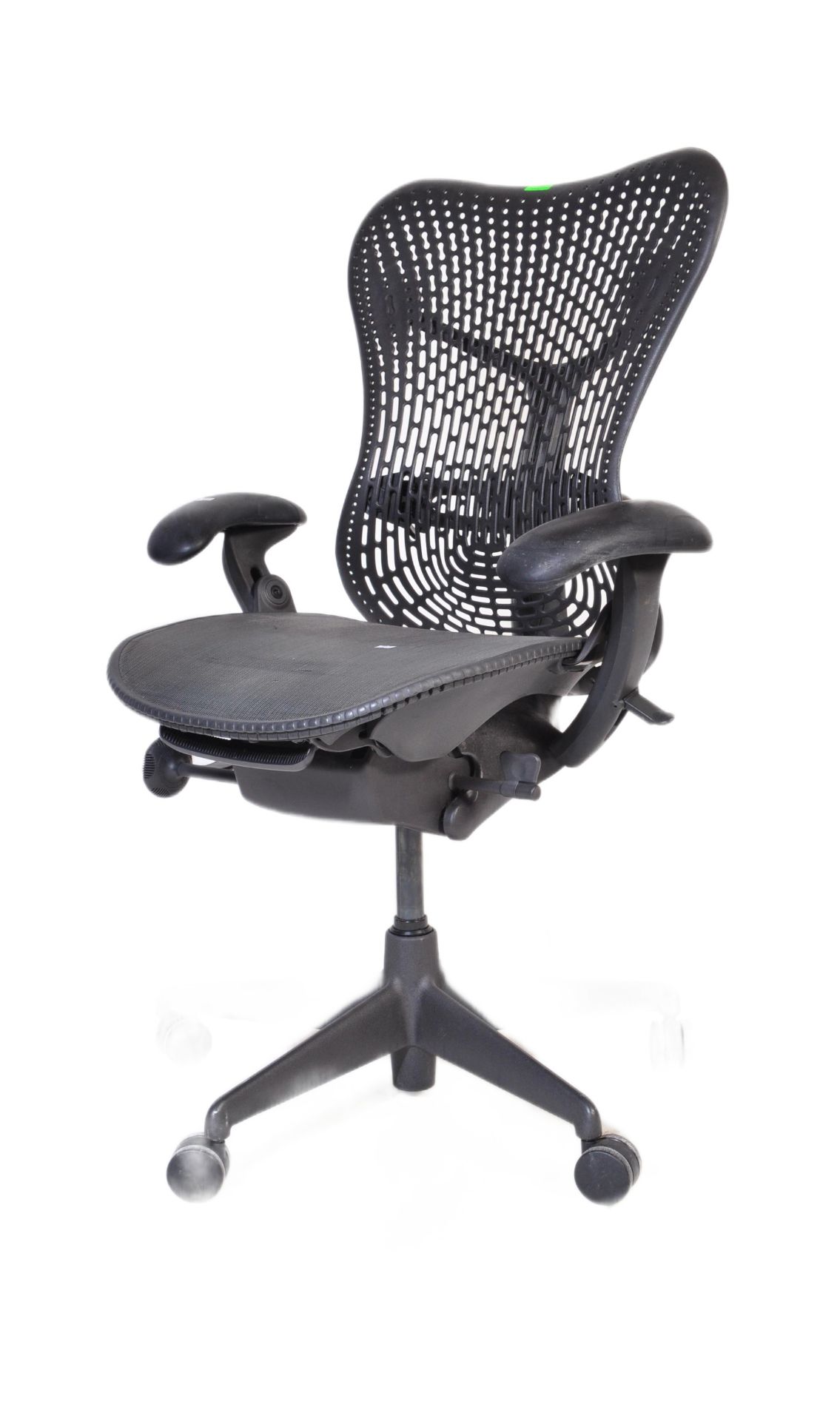 HERMAN MILLER - MIRRA 2 - SWIVEL OFFICE DESK CHAIR BY STUDIO 7.5