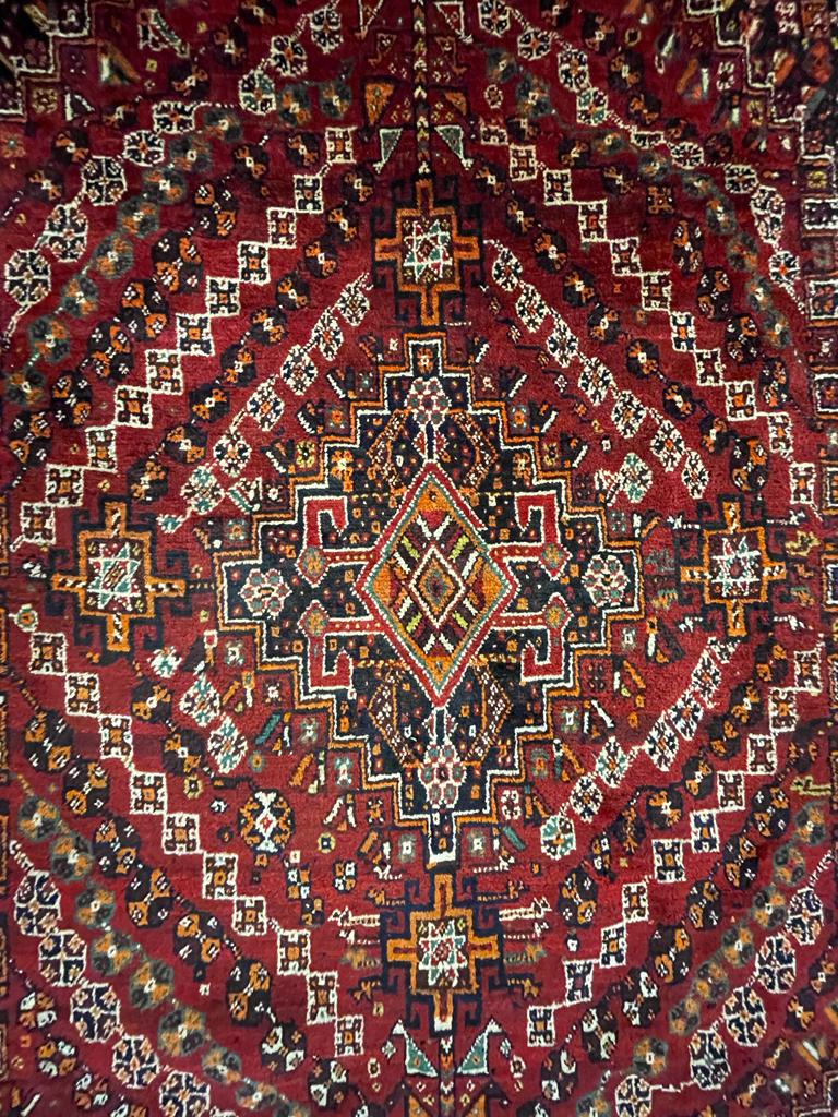 VINTAGE PERSIAN NOMADIC QASHQAI FLOOR CARPET RUG - Image 2 of 5