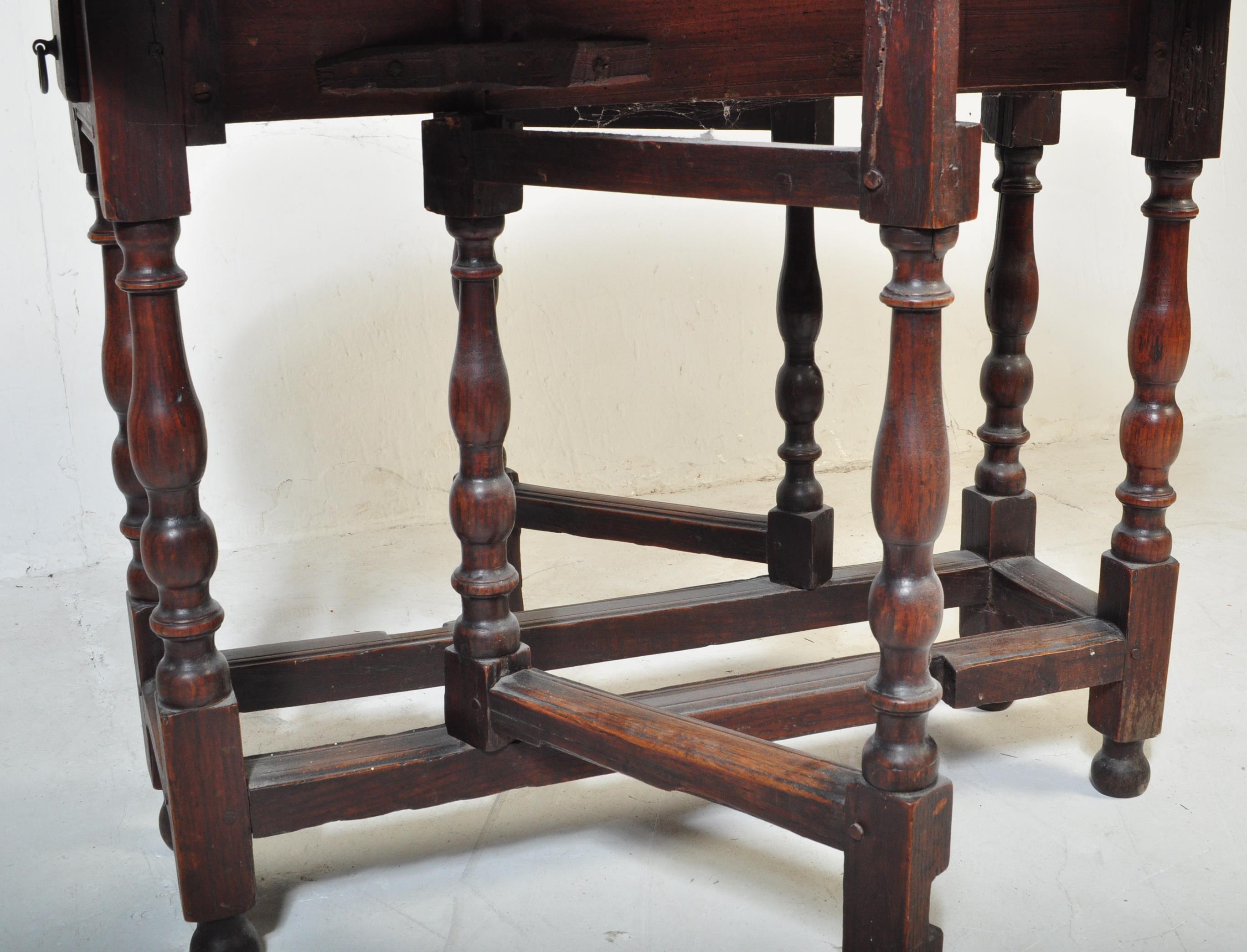 19TH CENTURY OAK DROP LEAF DINING GATELEG TABLE - Image 5 of 5