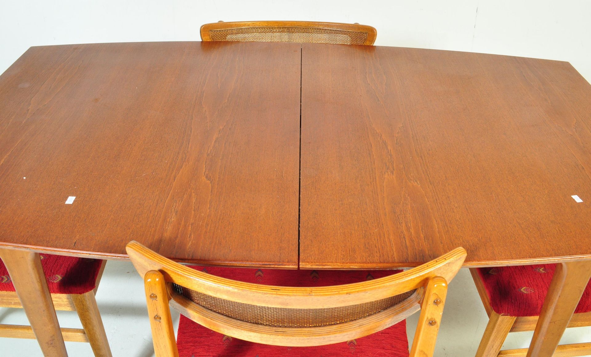 MID CENTURY TEAK WOOD DANISH MANNER DINING ROOM SUITE - Image 2 of 6