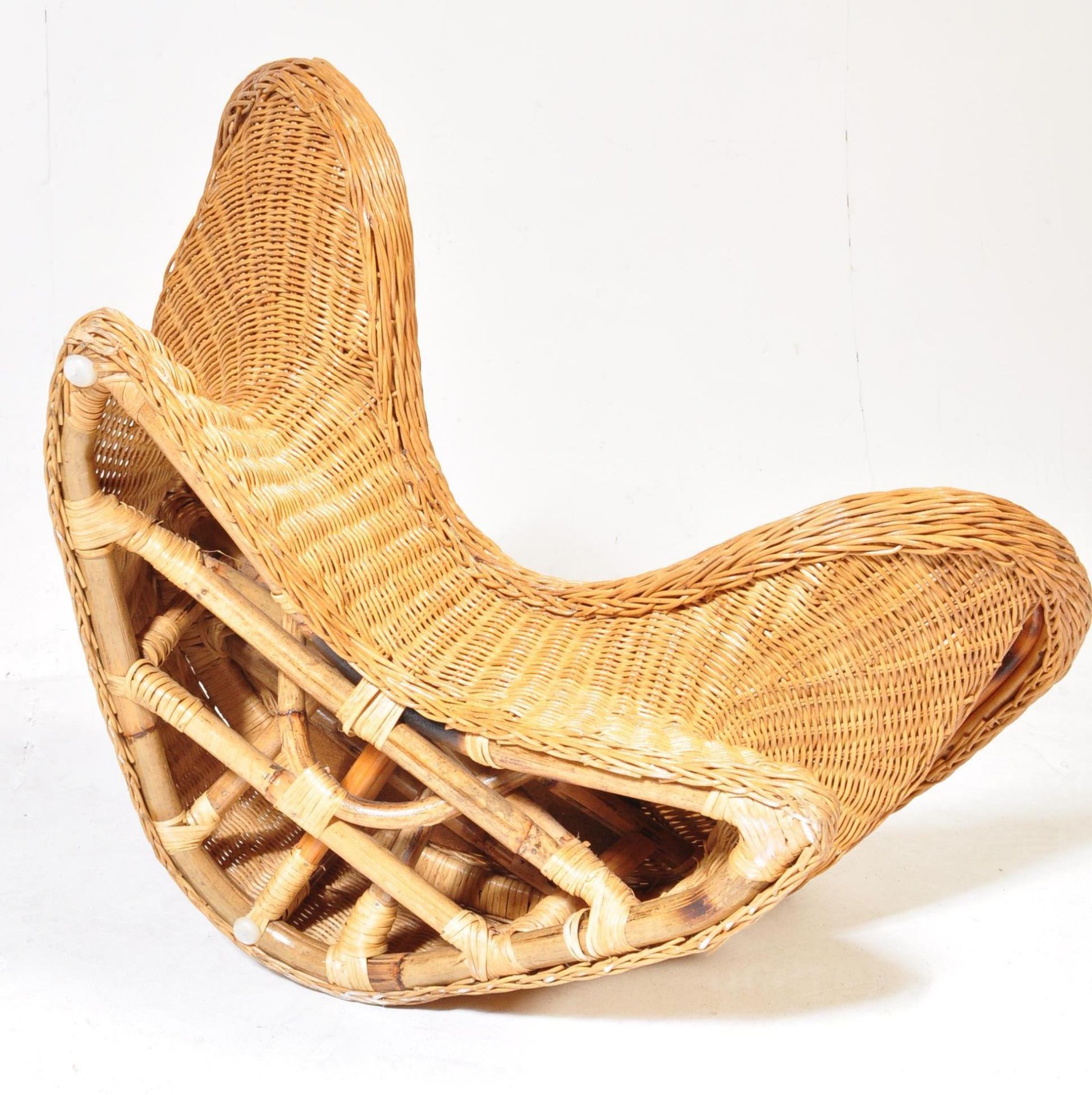 VINTAGE WICKER LOTUS MEDITATION CHAIR - Image 4 of 4