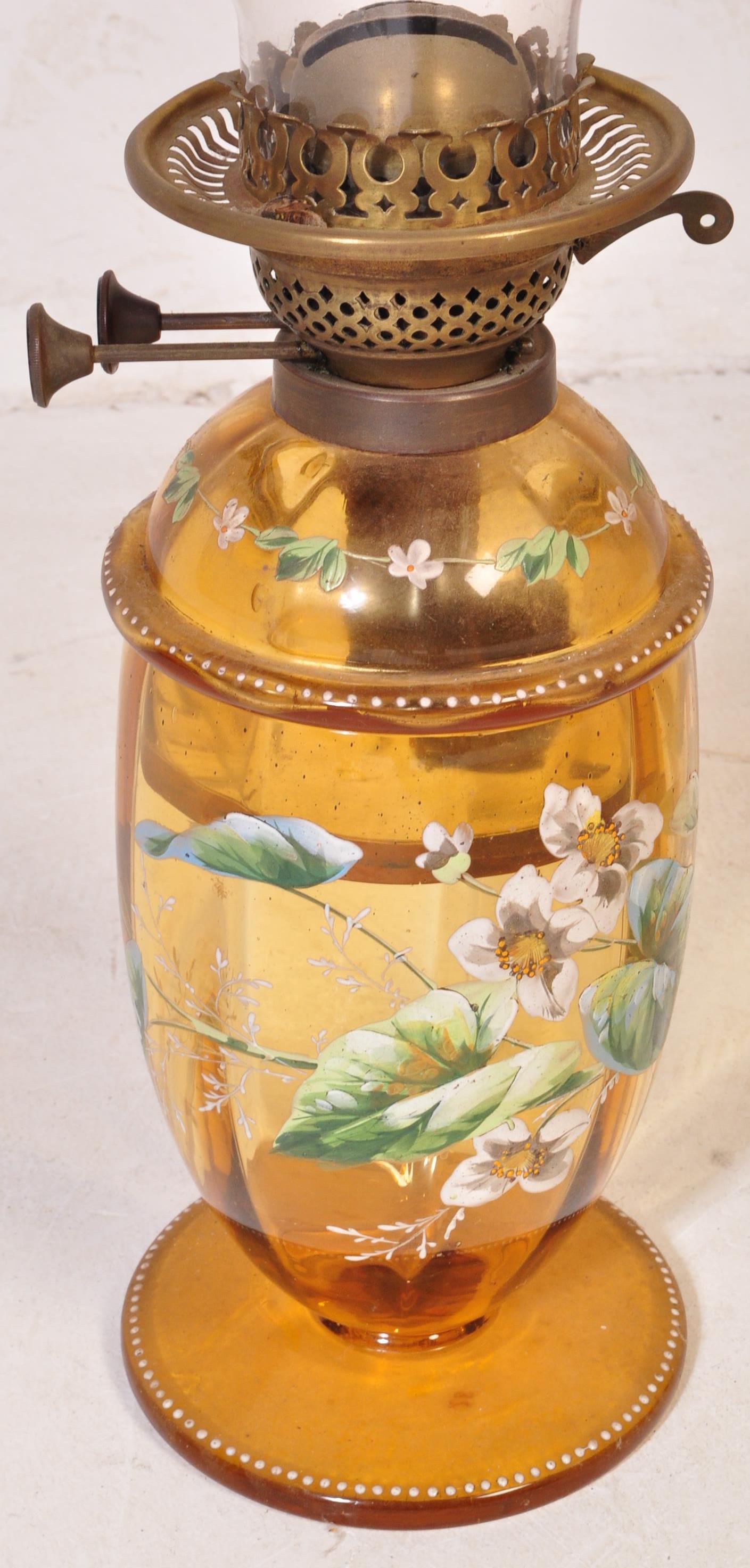 EARLY 20TH CENTURY GLASS ENAMELLED OIL LAMPS - Image 4 of 7