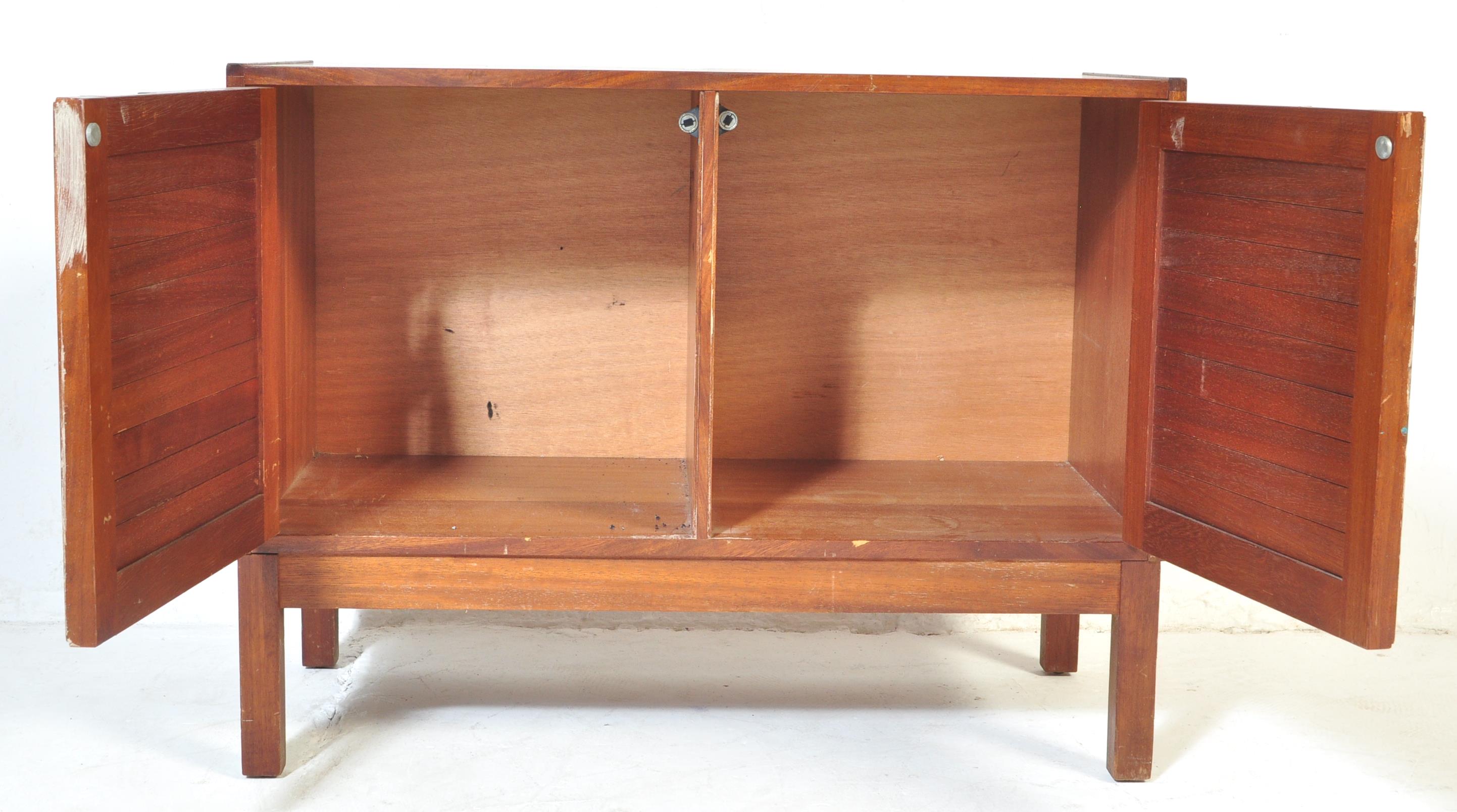 RETRO VINTAGE MID 20TH CENTURY TEAK CABINET - Image 4 of 5