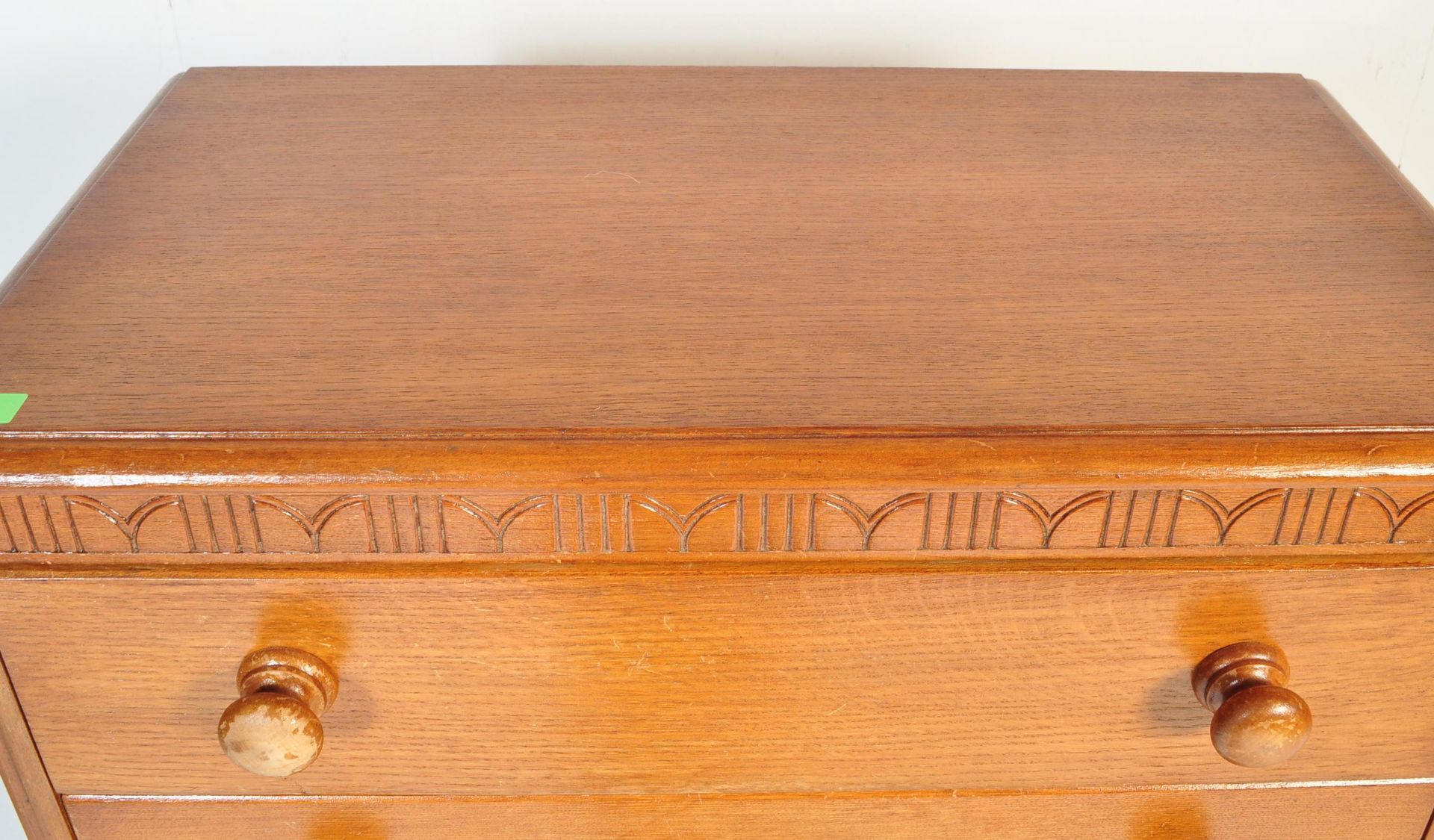 VINTAGE CIRCA 1940S LIGHT OAK CHEST OF DRAWERS - Image 5 of 5