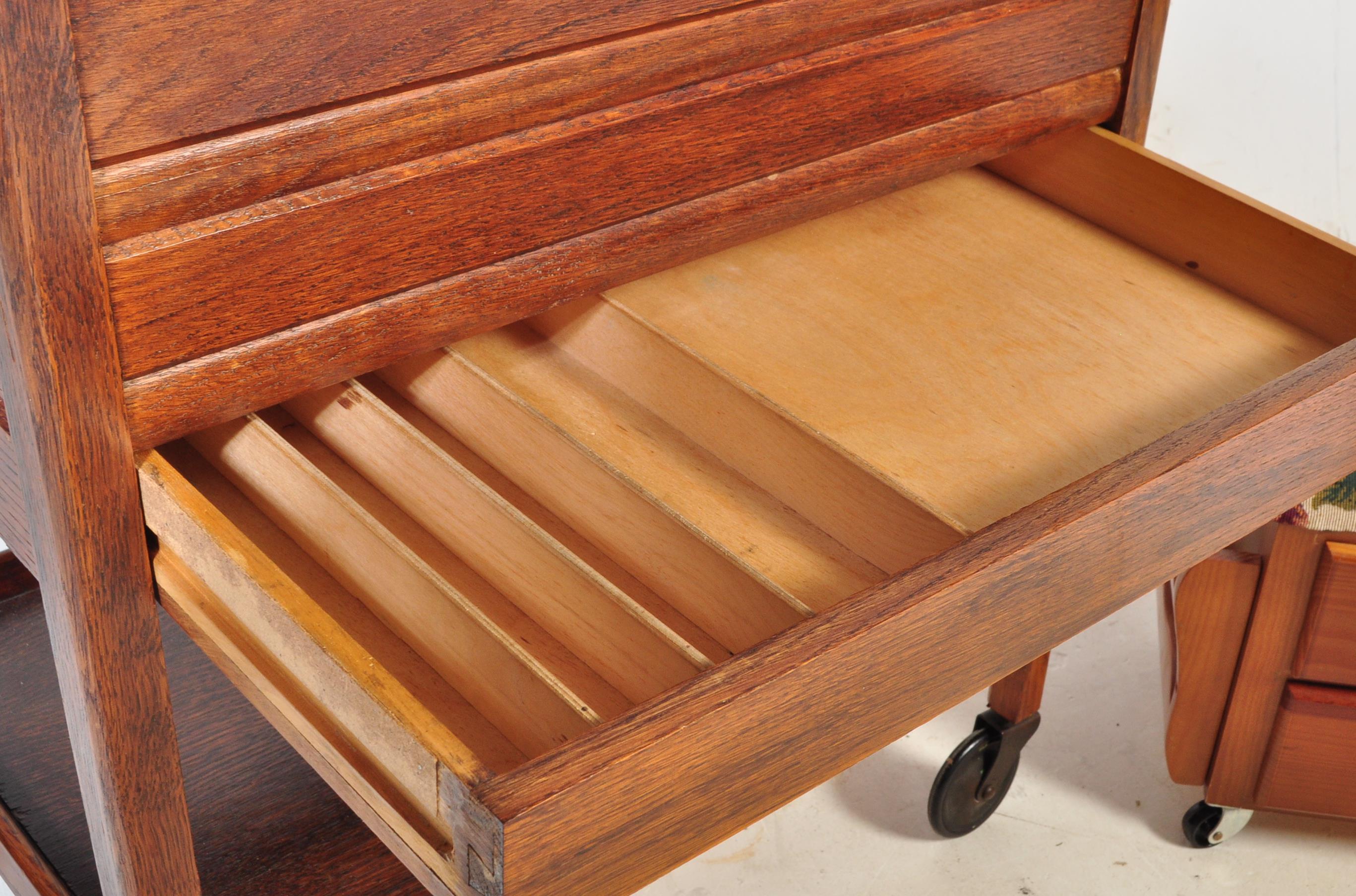 1940S OAK SEWING BOX TROLLEY TABLE & GOLDEN OAK SEWING BOX - Image 4 of 5