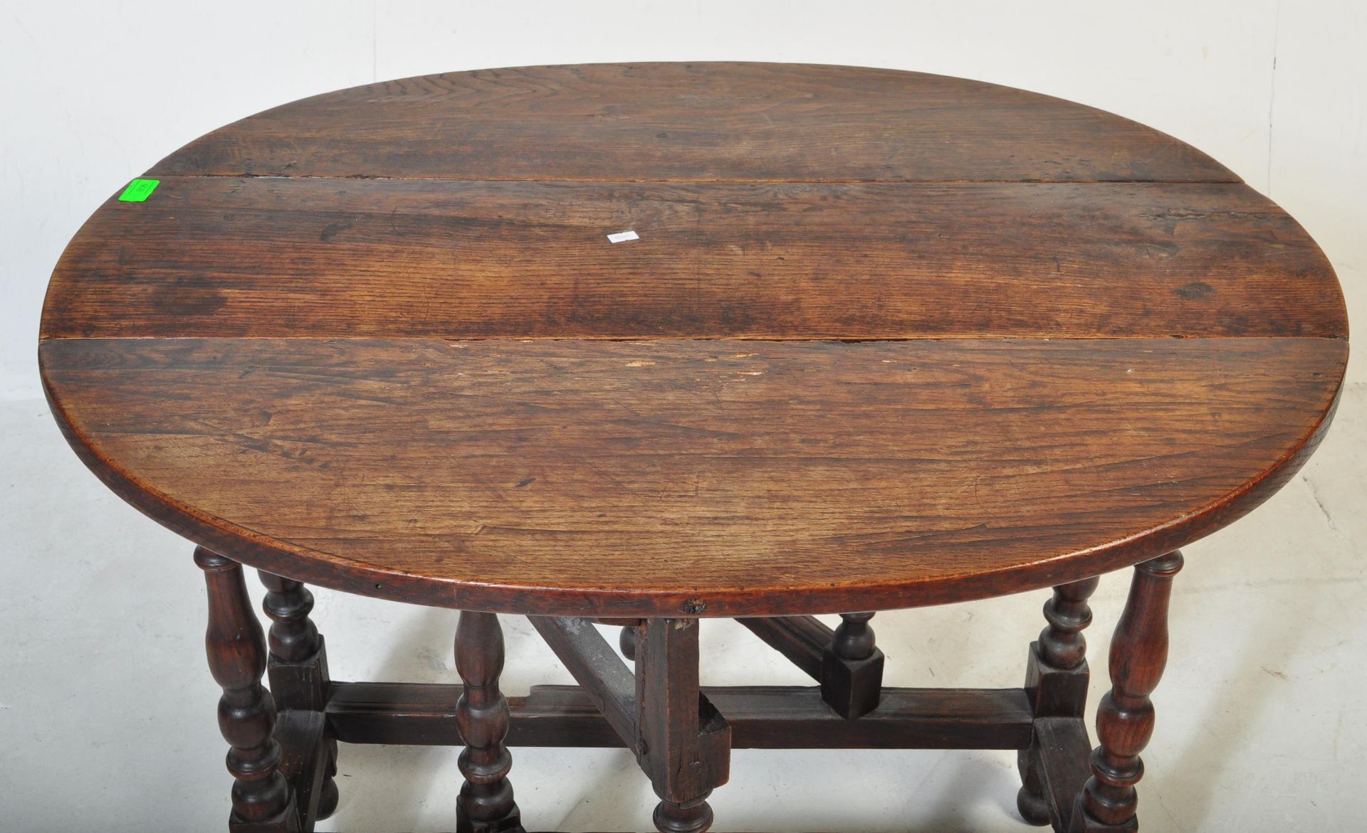 19TH CENTURY OAK DROP LEAF DINING GATELEG TABLE - Image 4 of 5