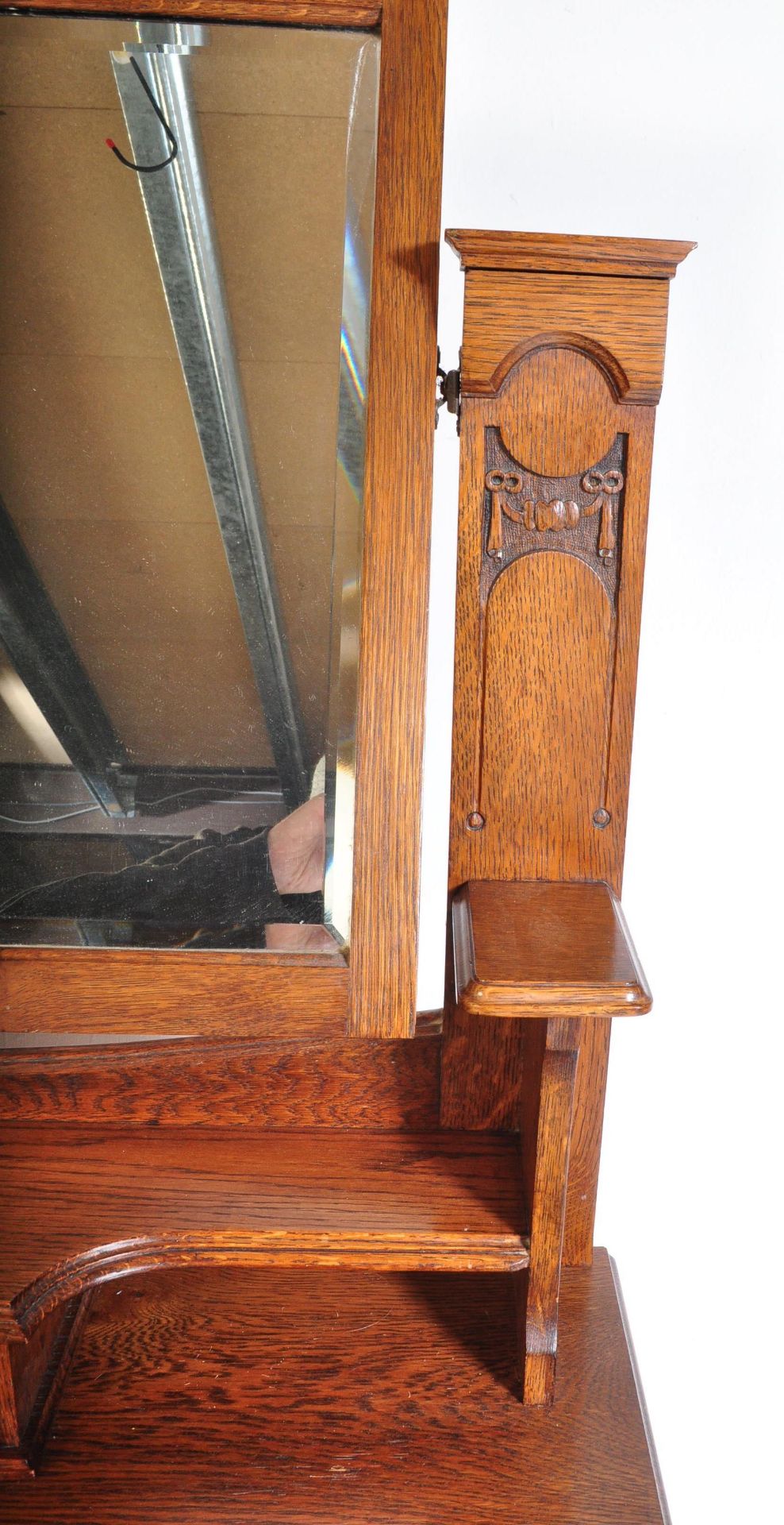 EARLY 20TH CENTURY EDWARDIAN ARTS & CRAFT DRESSING TABLE - Image 5 of 5