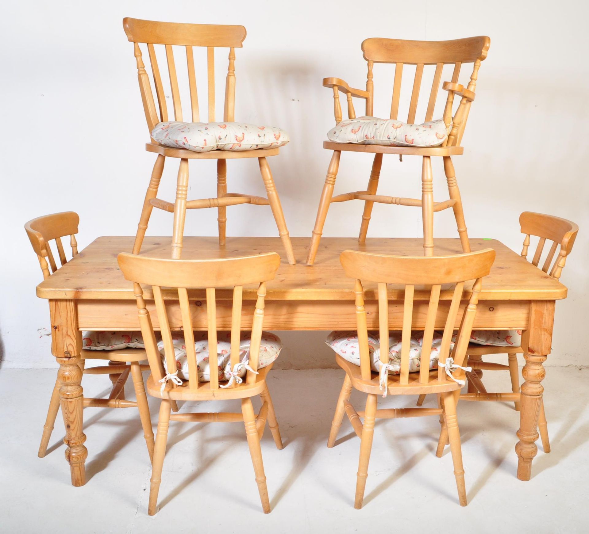 20TH CENTURY PINE KITCHEN REFECTORY DINING TABLE & CHAIRS - Image 2 of 3