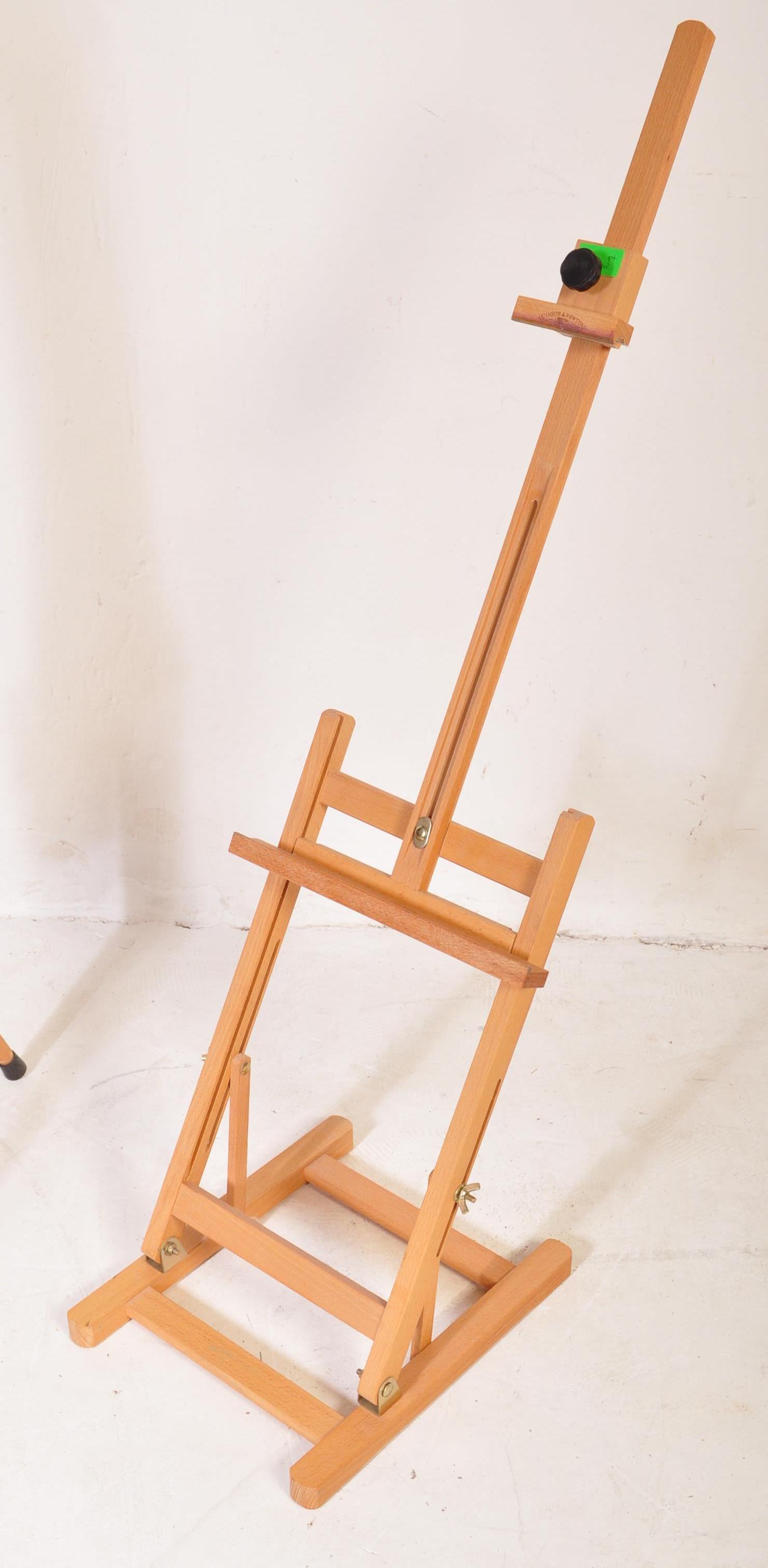 CONTEMPORARY MODERN ARTIST EASEL STAND AND OTHER - Image 3 of 5