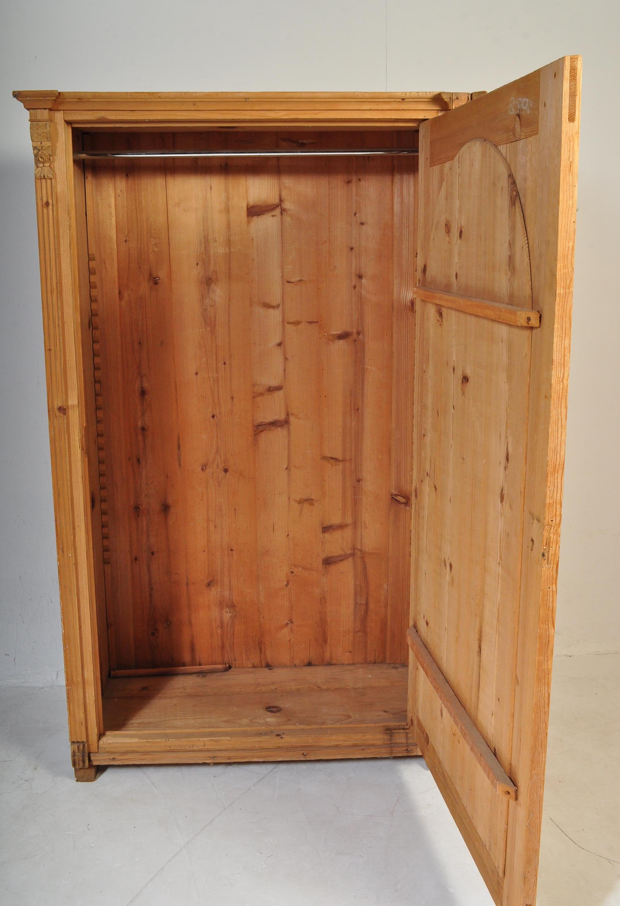 19TH CENTURY FRENCH PROVINCIAL PINE ARMOIRE WARDROBE - Image 3 of 7