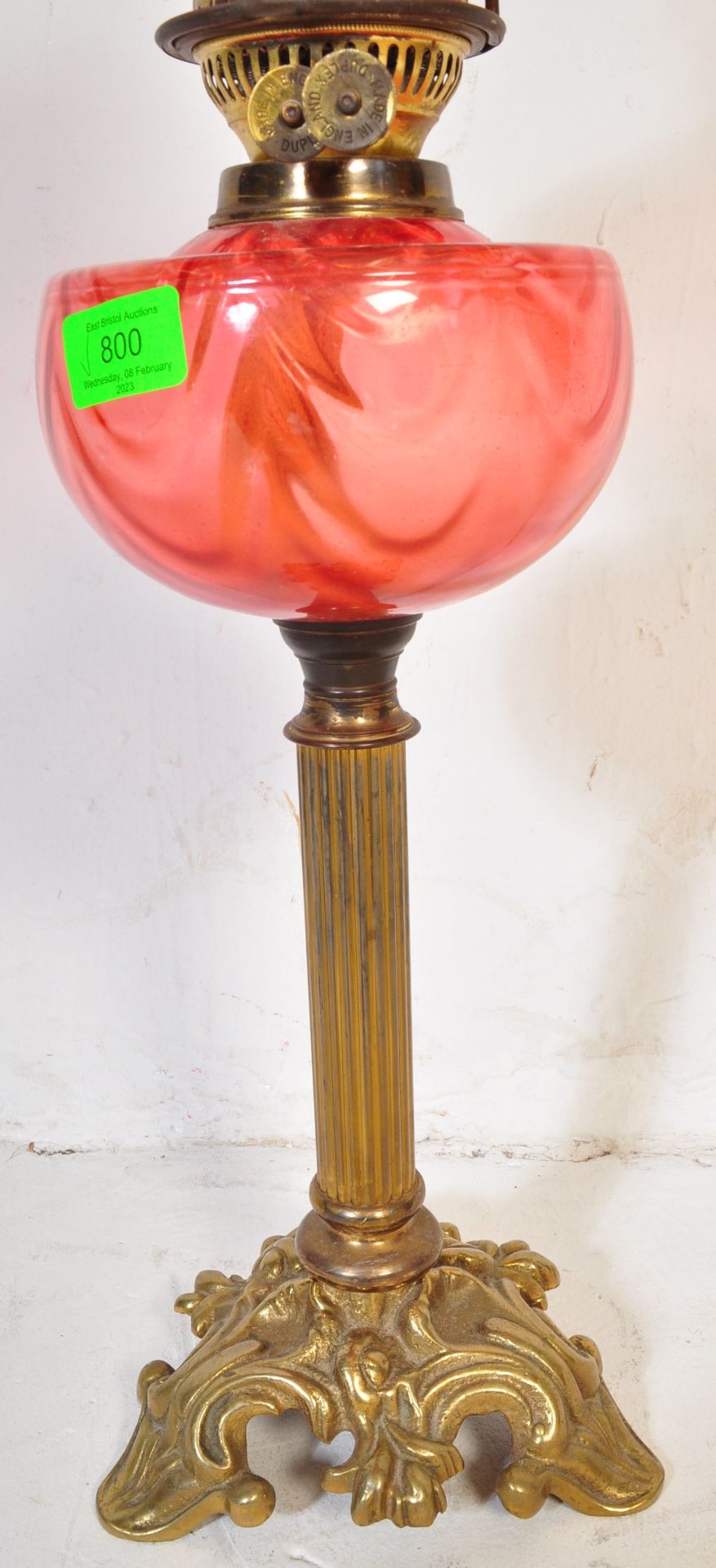 19TH CENTURY VICTORIAN CRANBERRY GLASS OIL LAMP - Bild 2 aus 6