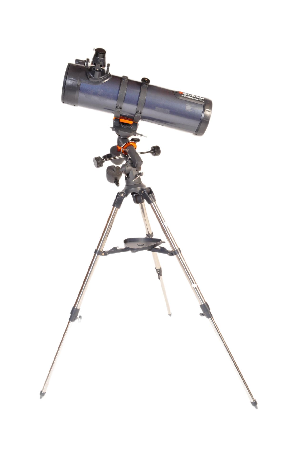 CELESTRON ASTROMASTER 130 TELESCOPE ON TRIPOD