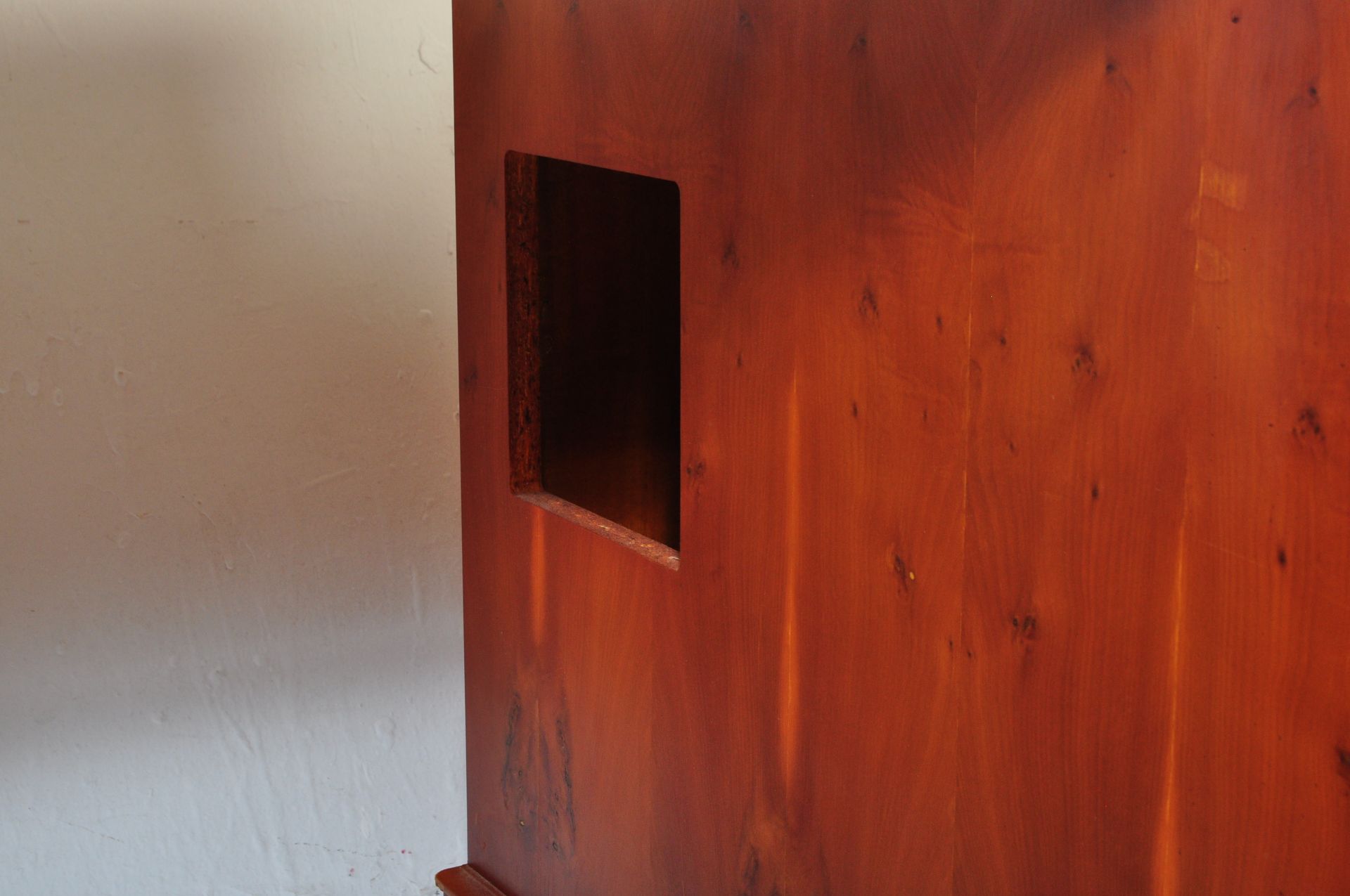 VINTAGE 20TH CENTURY TWIN PEDESTAL DESK WITH DRAWERS - Image 5 of 7