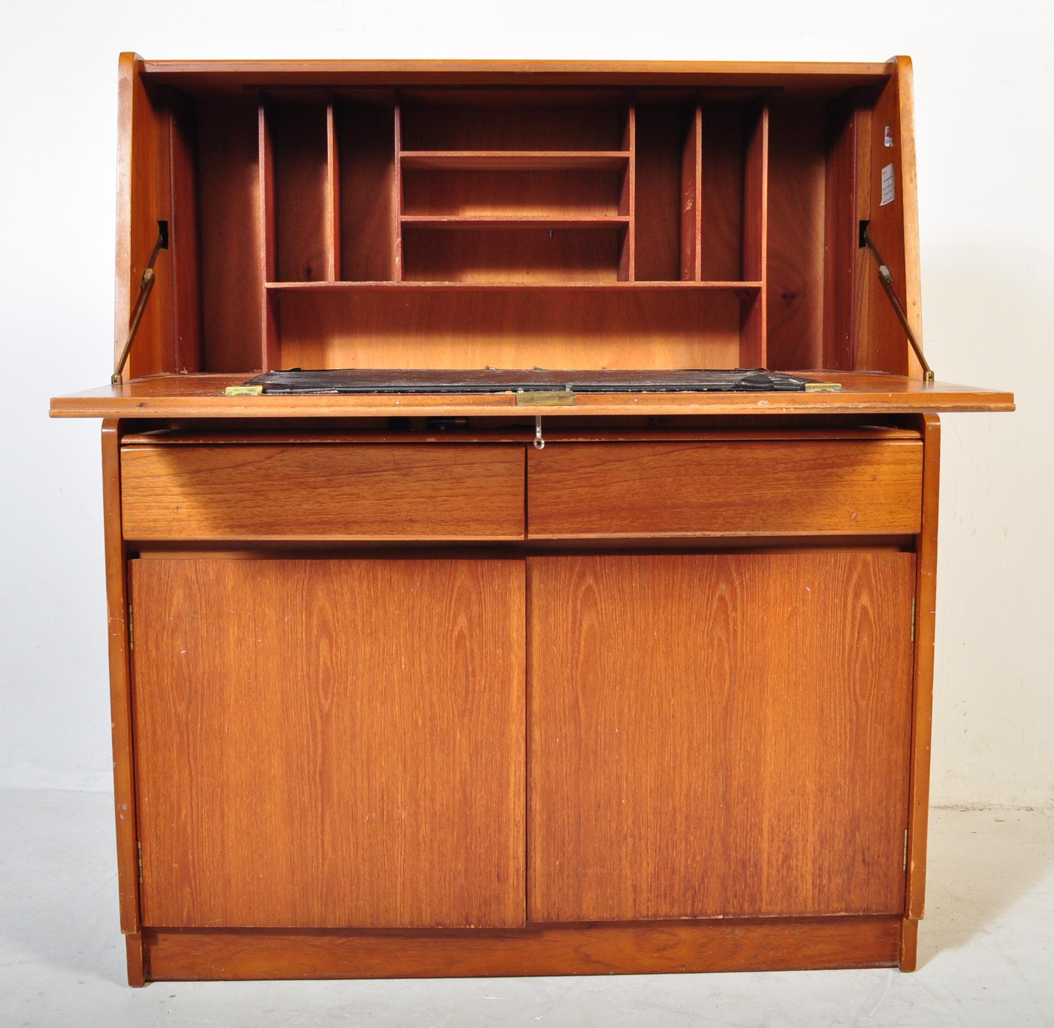 RETRO MID CENTURY 1960S TEAK BUREAU - Image 3 of 6