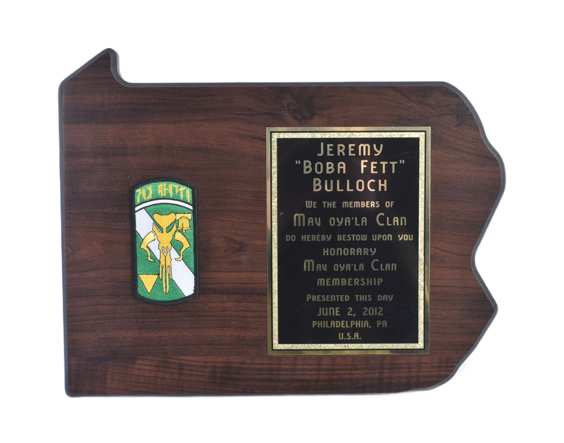 ESTATE OF JEREMY BULLOCH - PRESENTATION PLAQUE - Image 4 of 4