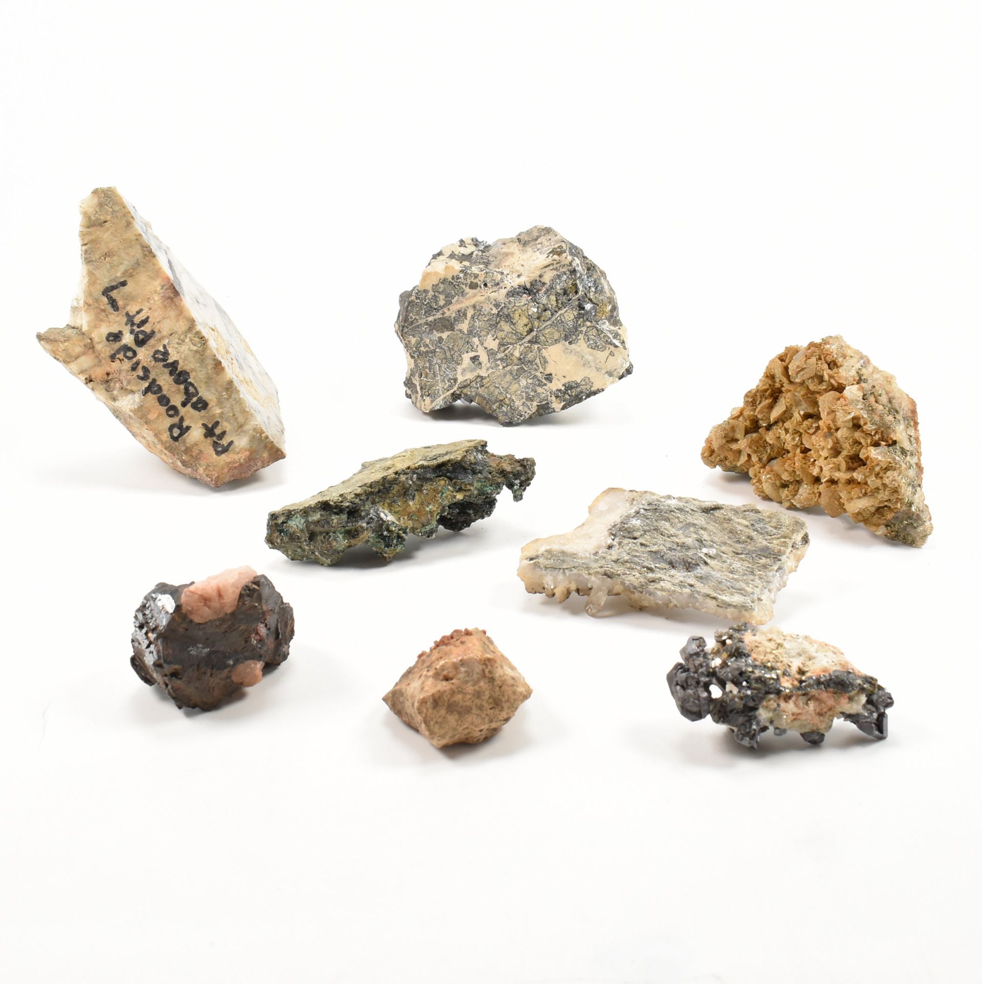 NATURAL HISTORY - ASSORTED MINERAL SPECIMENS - Image 9 of 9