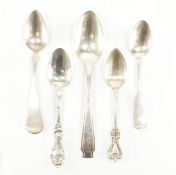 COLLECTION ANTIQUE & LATER OF ASSORTED SILVER SPOONS