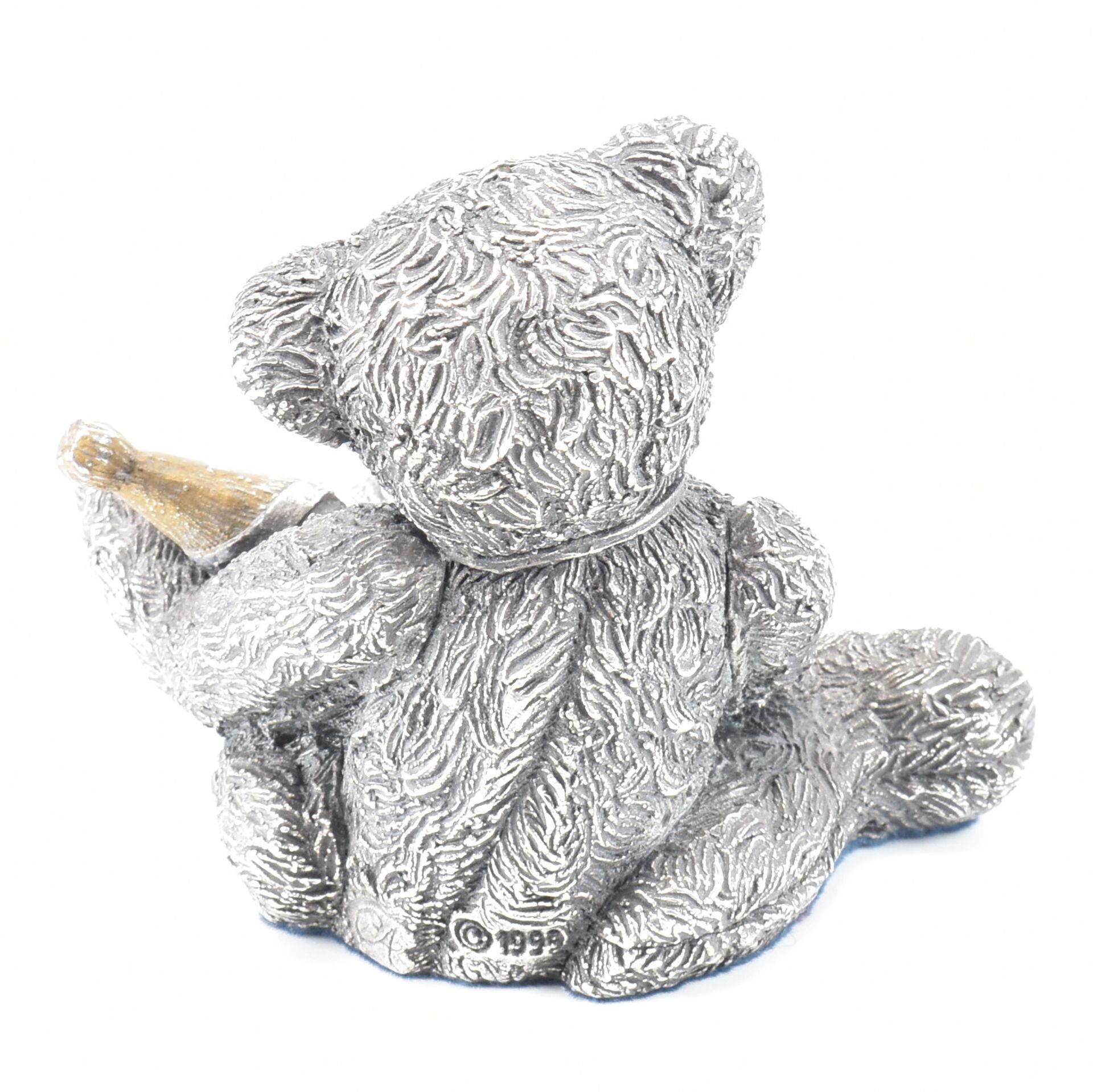 HALLMARKED SILVER COUNTRY ARTISTS FIGURE OF A BEAR - Image 2 of 5