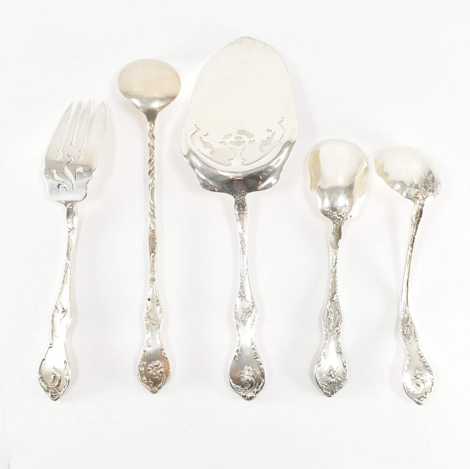 COLLECTION OF ASSORTED REED & BARTON STERLING SILVER CUTLERY - Image 2 of 3