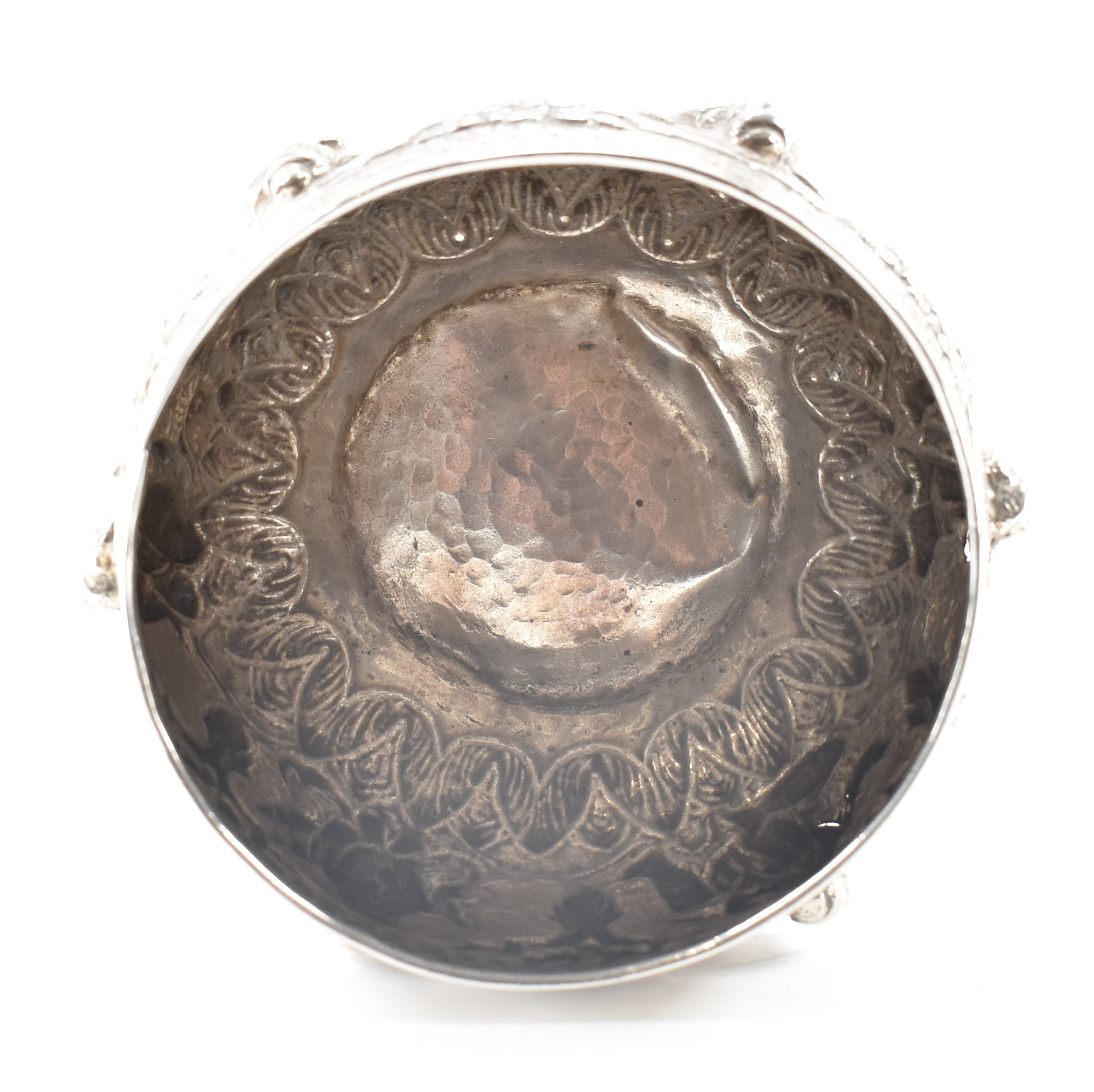 BURMESE SILVER REPOUSSÉ BOWL - Image 5 of 6