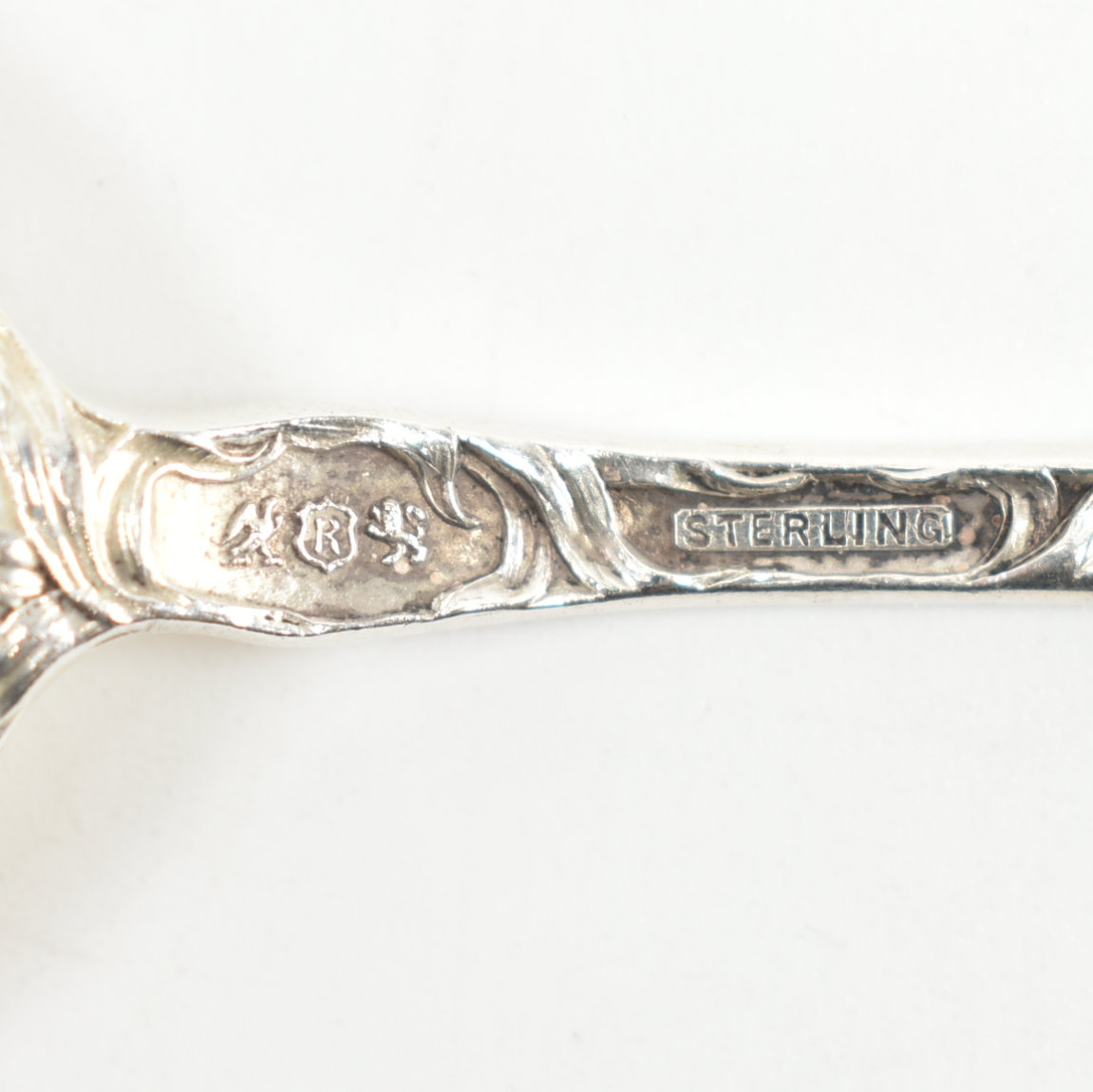 EIGHT REED & BARTON STERLING SILVER SOUP SPOONS - Image 3 of 3