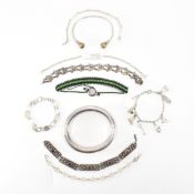 COLLECTION OF ASSORTED SILVER BANGLES & BRACELETS