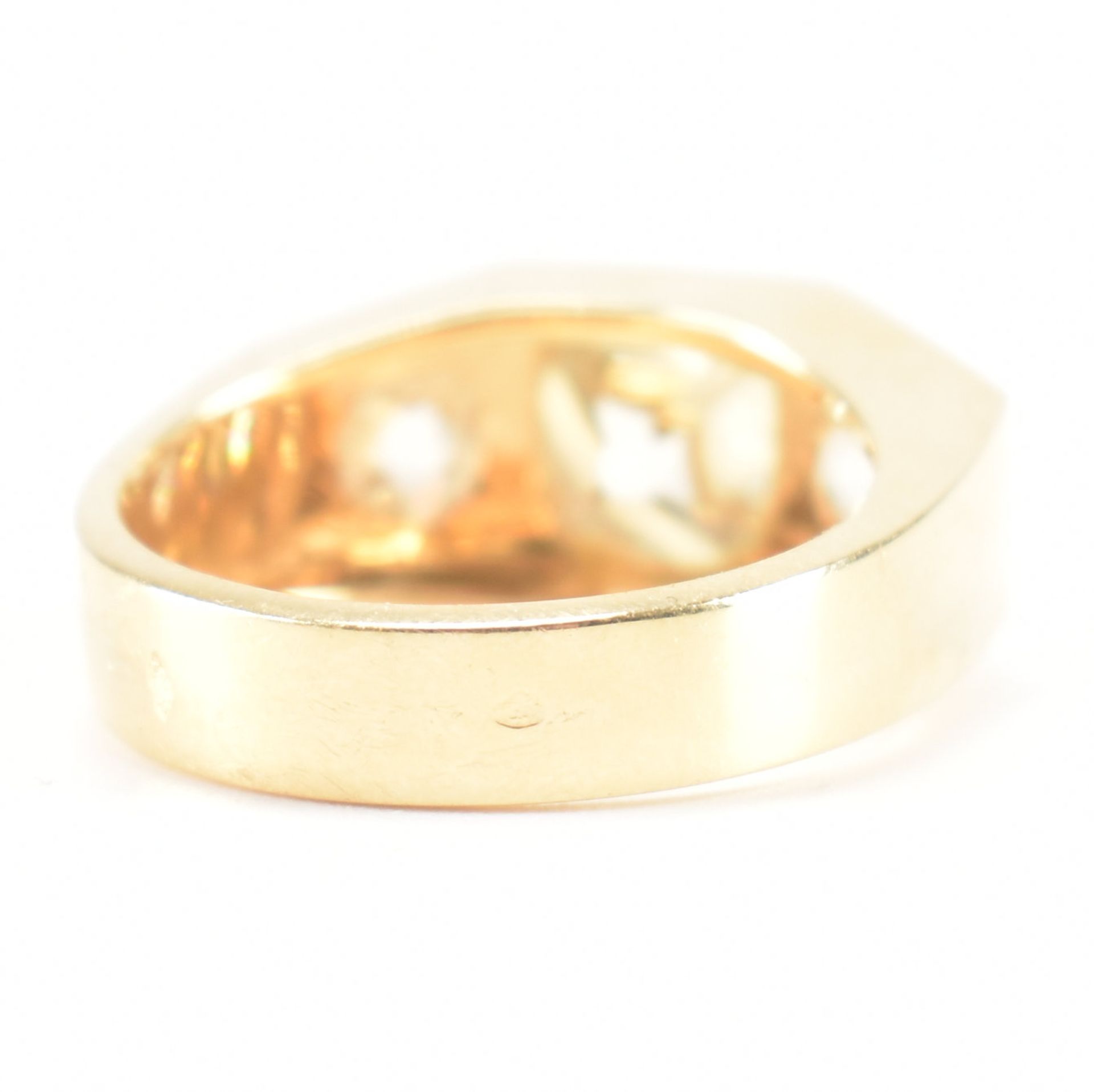 RETRO 18CT GOLD & FANCY LIGHT YELLOW DIAMOND THREE STONE RING - Bild 8 aus 11