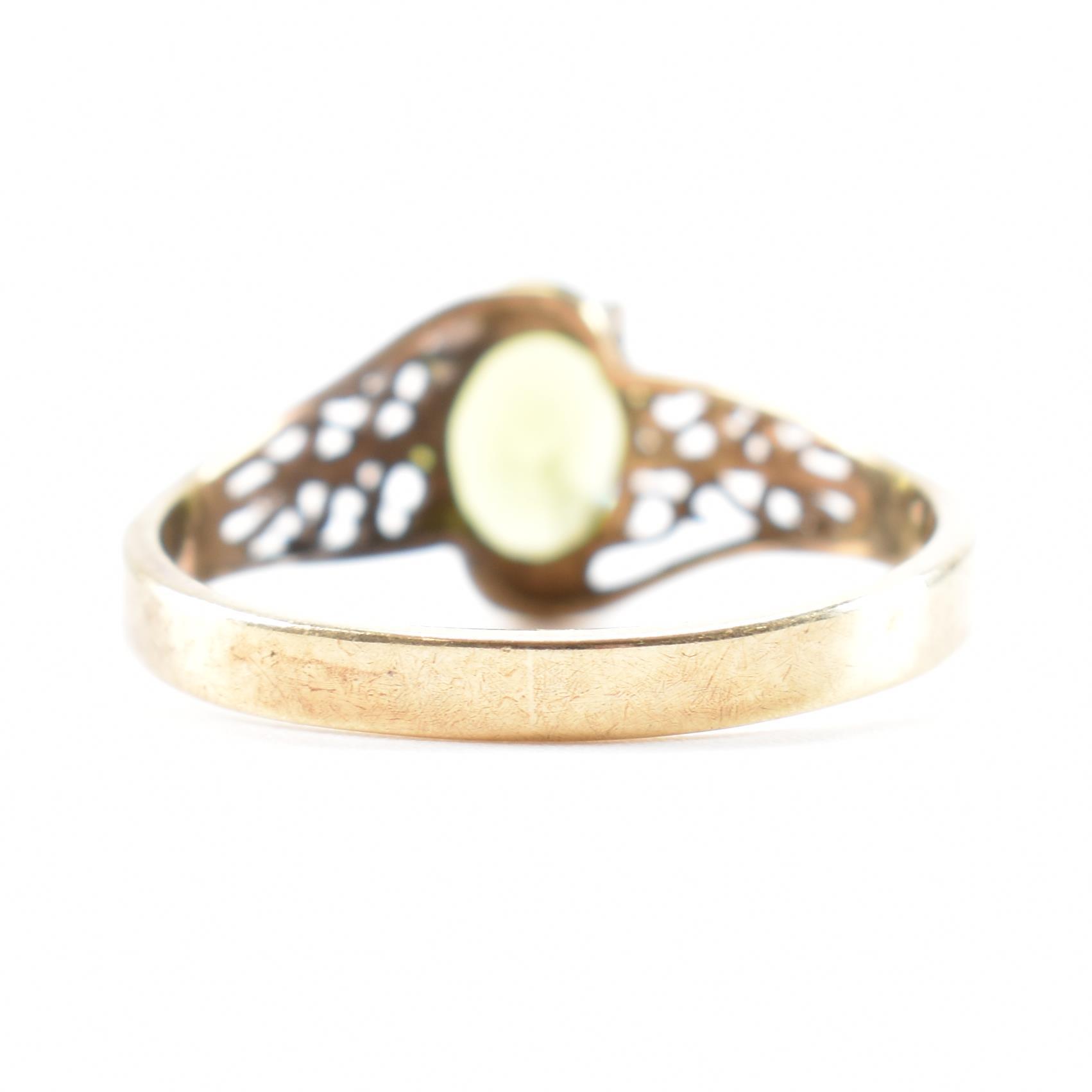 HALLMARKED 9CT GOLD & PERIDOT SOLITAIRE RING - Image 3 of 8