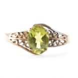 HALLMARKED 9CT GOLD & PERIDOT SOLITAIRE RING